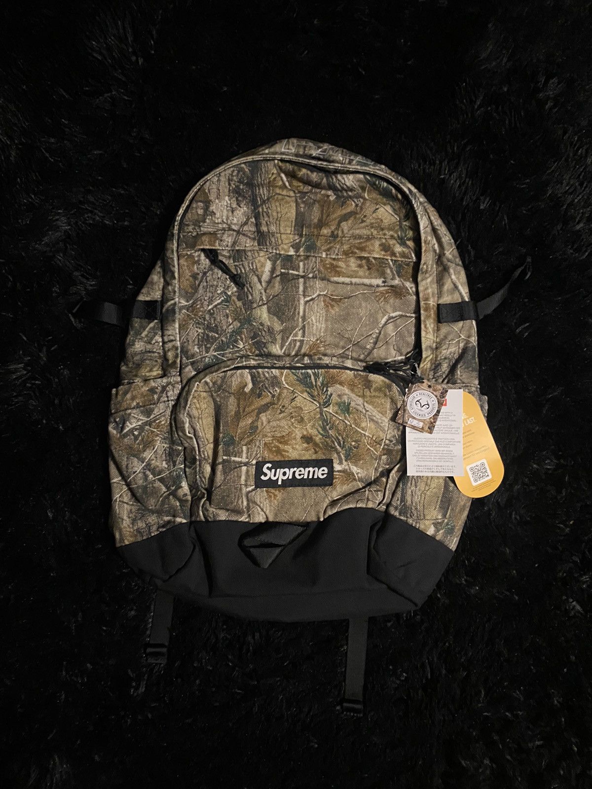Supreme Supreme Realtree AP Camo Denim Backpack (FW25) Size ONE SIZE - 1 Thumbnail