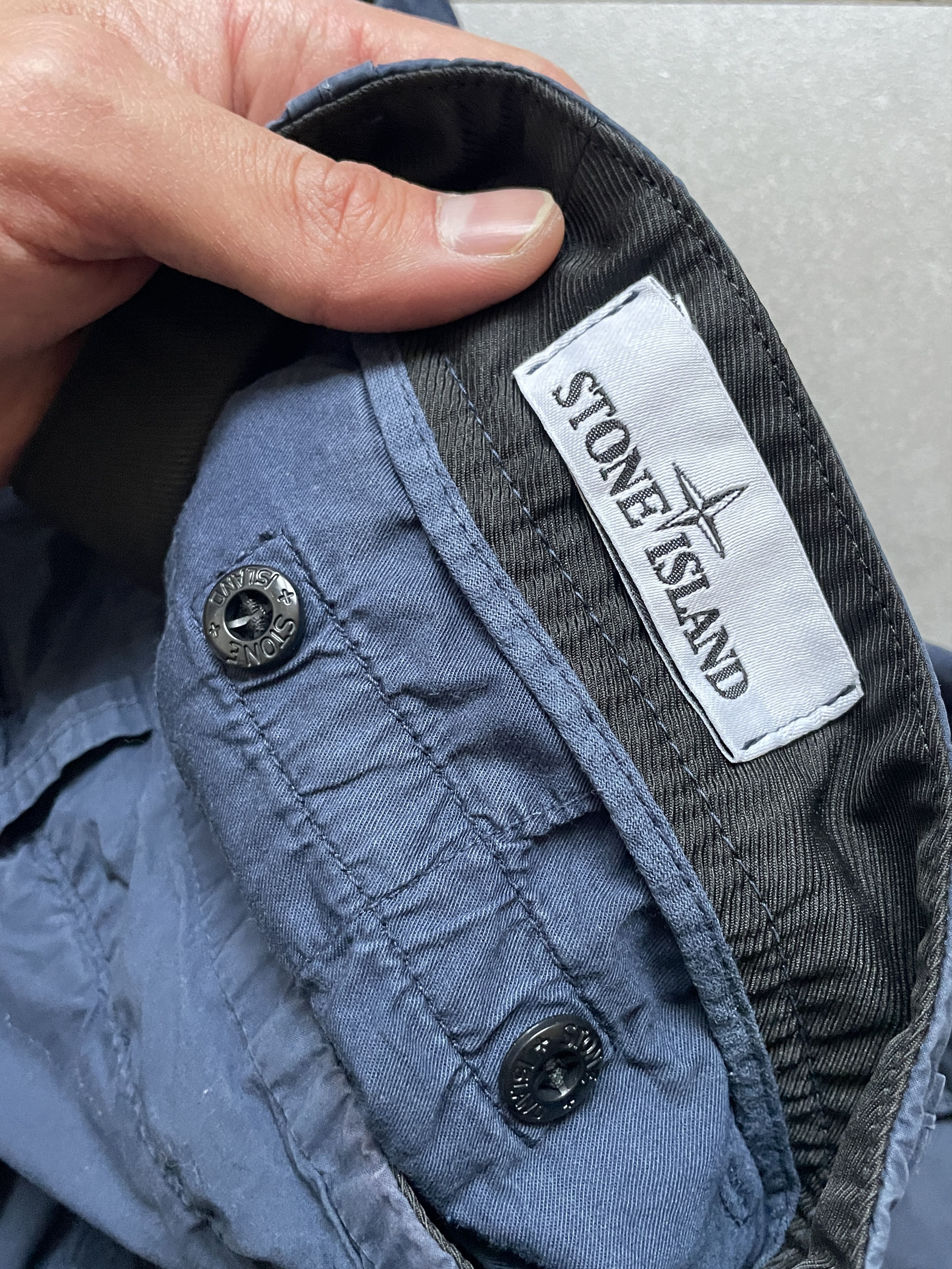 Stone Island STONE ISLAND NAVY CARGO SHORTS Size US 36 / EU 52 - 10 Thumbnail