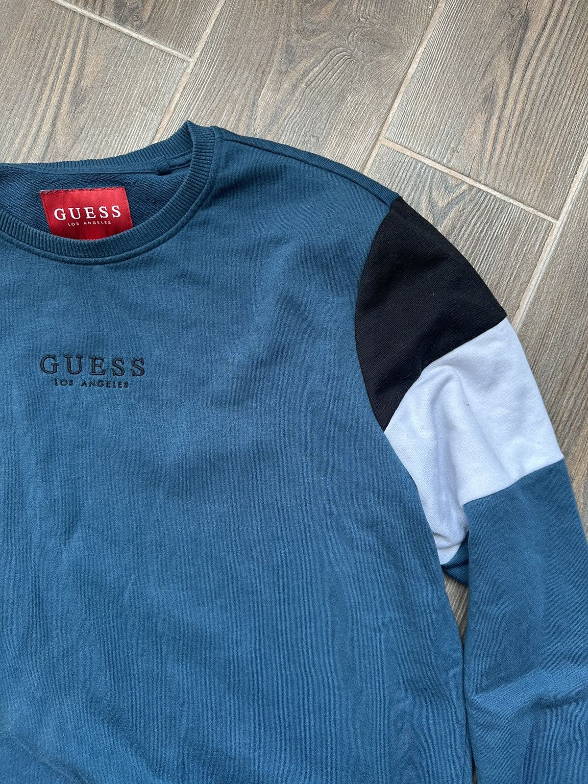 Guess GUESS Sweatshirt Vintage Size US L / EU 52-54 / 3 - 7 Thumbnail
