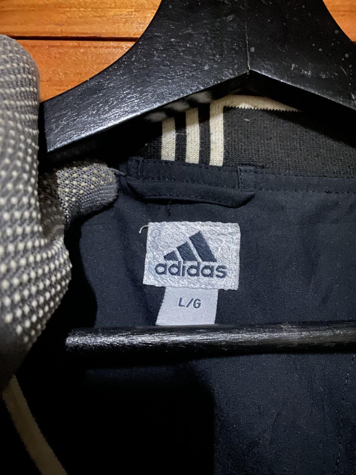 Adidas Vintage 2000s Adidas Climashield Wind Pullover – Black V-Nec Size US L / EU 52-54 / 3 - 6 Thumbnail