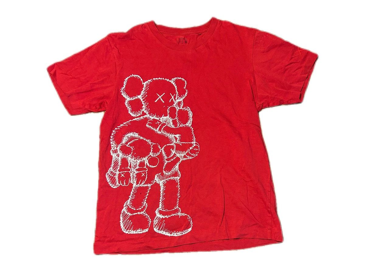 Kaws × Uniqlo × Vintage Vintage Uniqlo x Kaws Collab Size US S / EU 44-46 / 1 - 1 Thumbnail