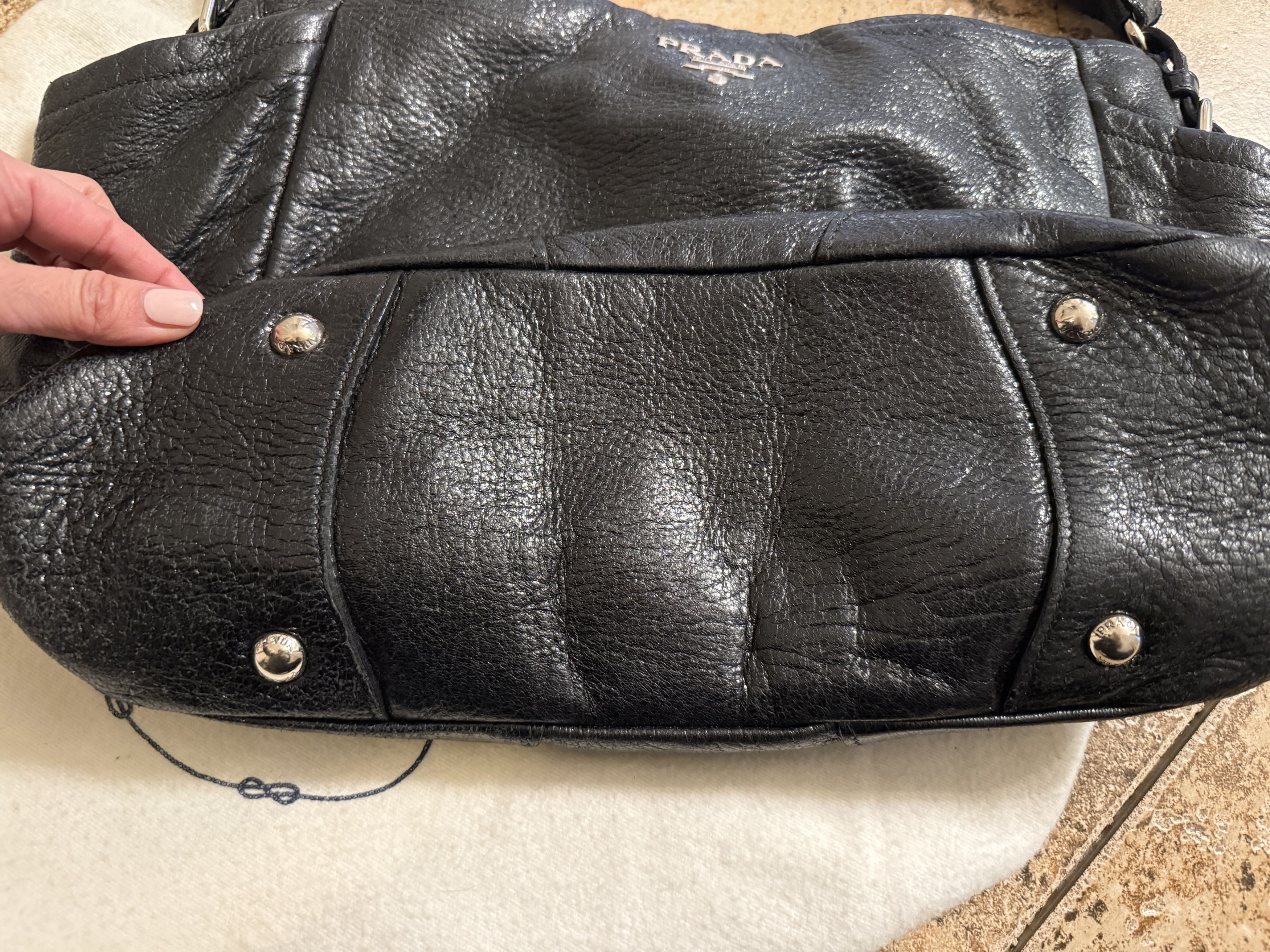 Prada Prada black shimmery leather chain bag Size ONE SIZE - 8 Thumbnail