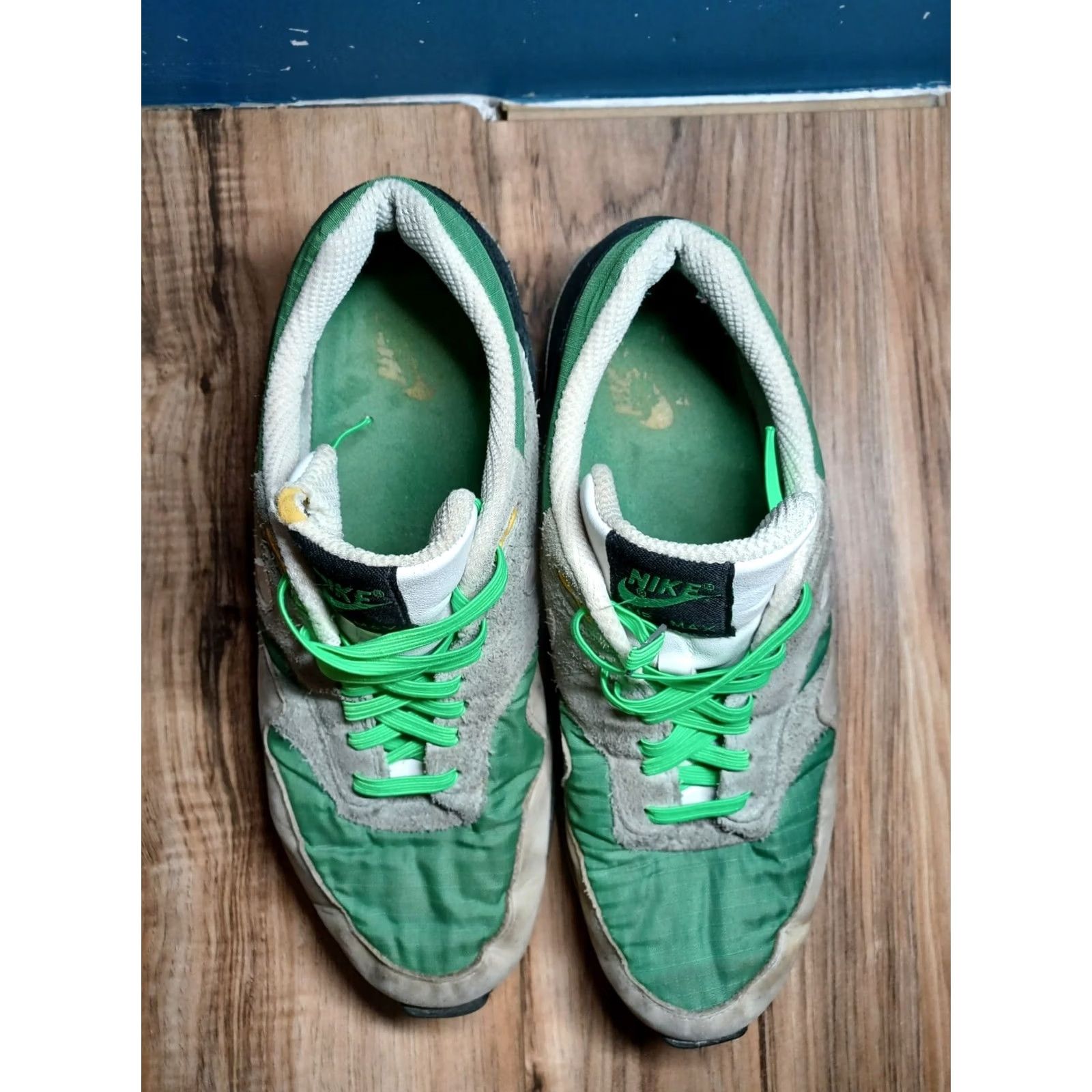 Nike VINTAGE Nike Air Max 1 2006 Skulls Pack Classic Green Sneakers size 9.5 Mens Shoes Size US 10 / EU 43 - 6 Thumbnail