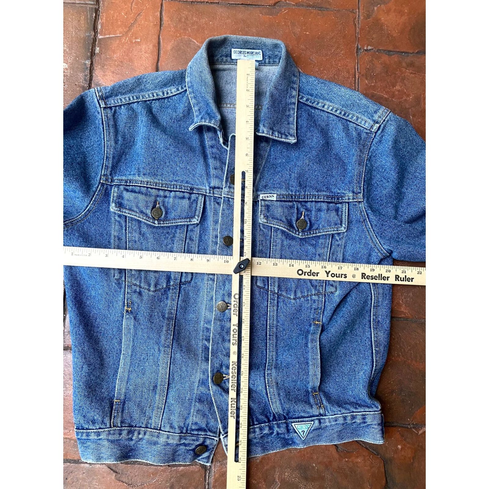 Guess VINTAGE GUESS Denim Jacket USA Made Trucker Jacket Small Mens Blue Denim Logo Embroidered Pockets Size US S / EU 44-46 / 1 - 7 Thumbnail
