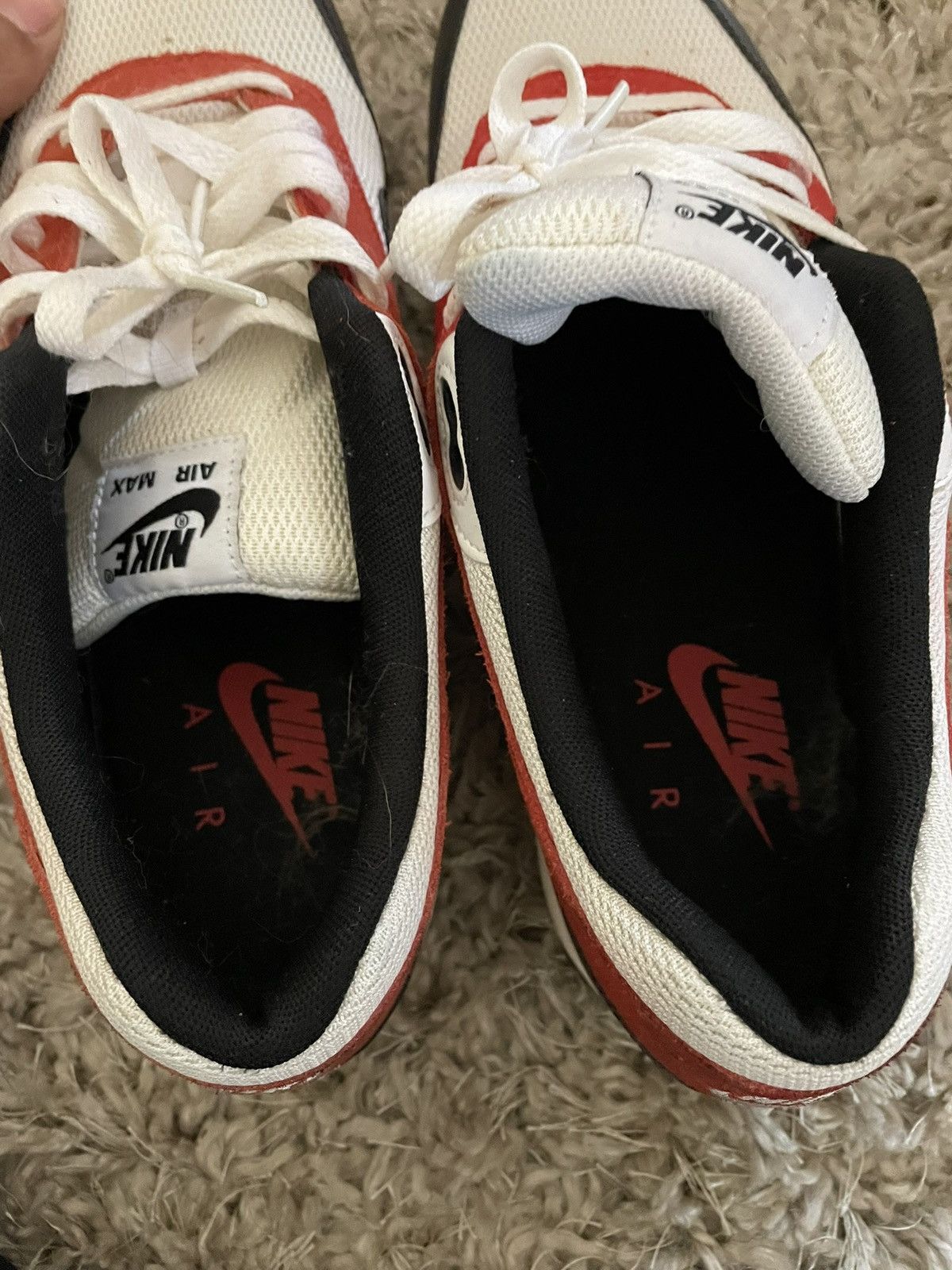 Nike Air Max 1 Essentials sz 9.5 Size US 9.5 / EU 42-43 - 10 Thumbnail