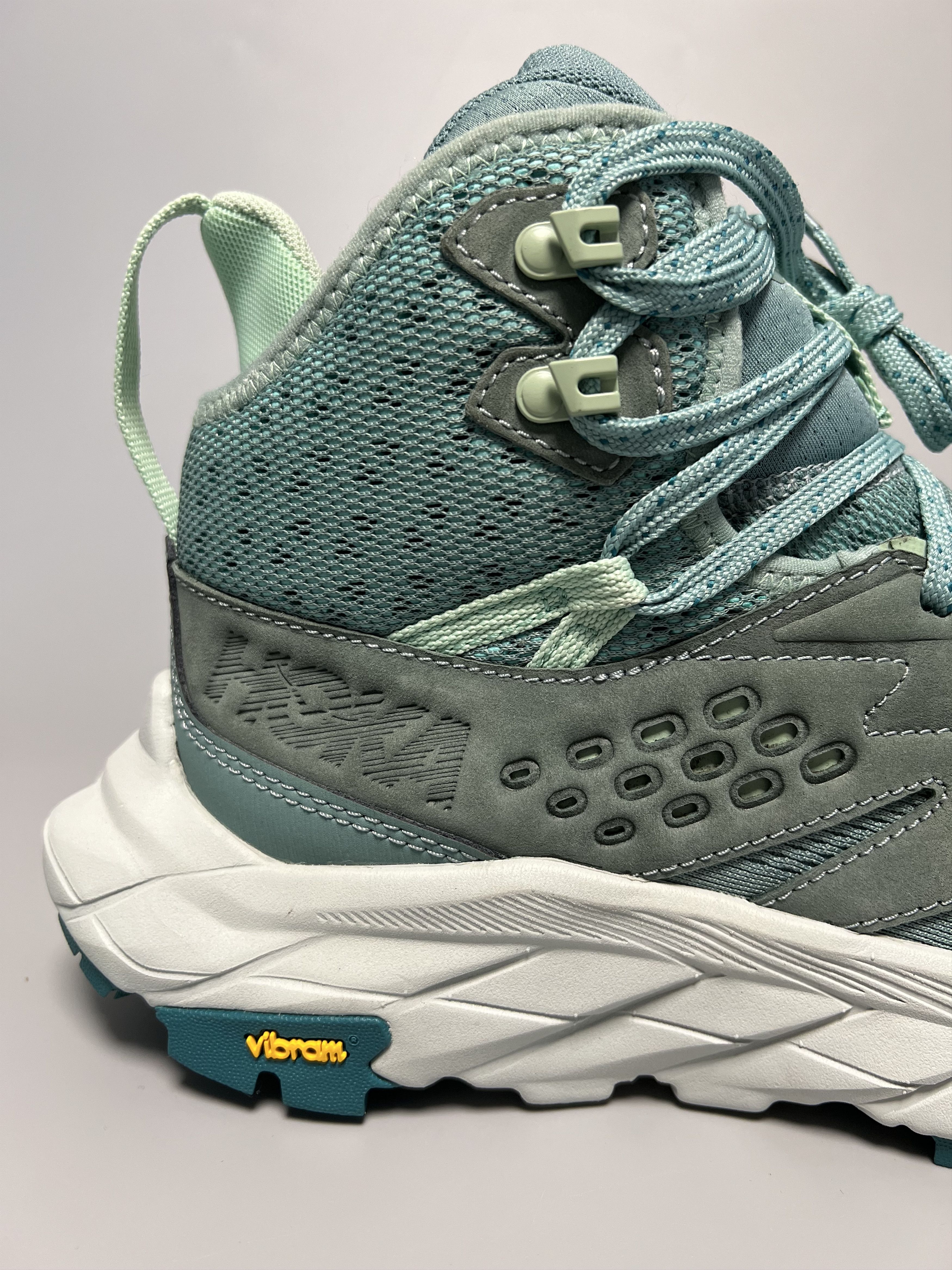 Hoka 7B Hoka One One Anacapa Breeze Mid Hiking Shoes 1134506-TMGR Size US 7 / IT 37 - 12 Thumbnail
