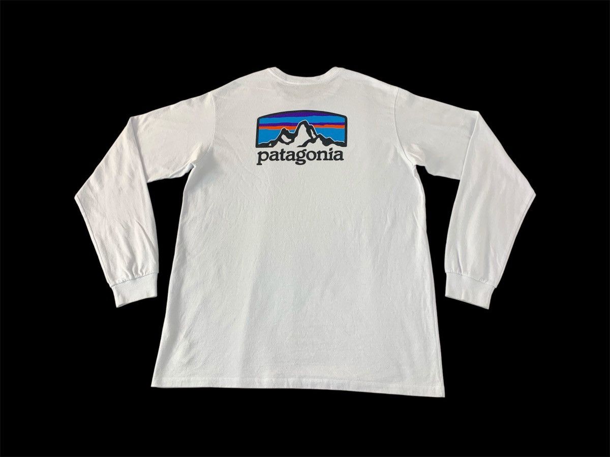 Patagonia Hype Patagonia Longsleeve P-6 Logo Responsibili Printed Tee Size US L / EU 52-54 / 3 - 1 Thumbnail