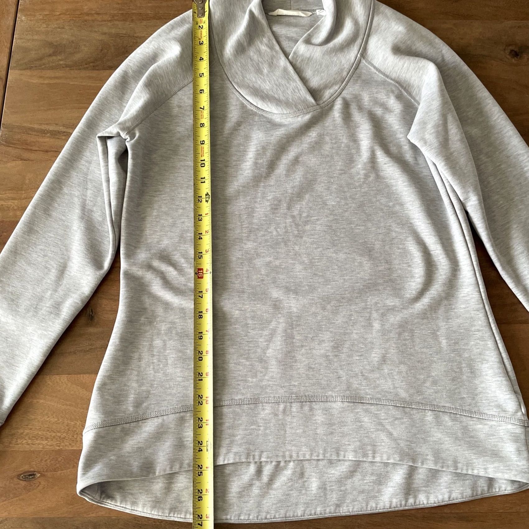 Athleta Athleta Sweater Pullover Gray Size M Women's Long Sleeve Classic Knit Size M / US 6-8 / IT 42-44 - 6 Thumbnail