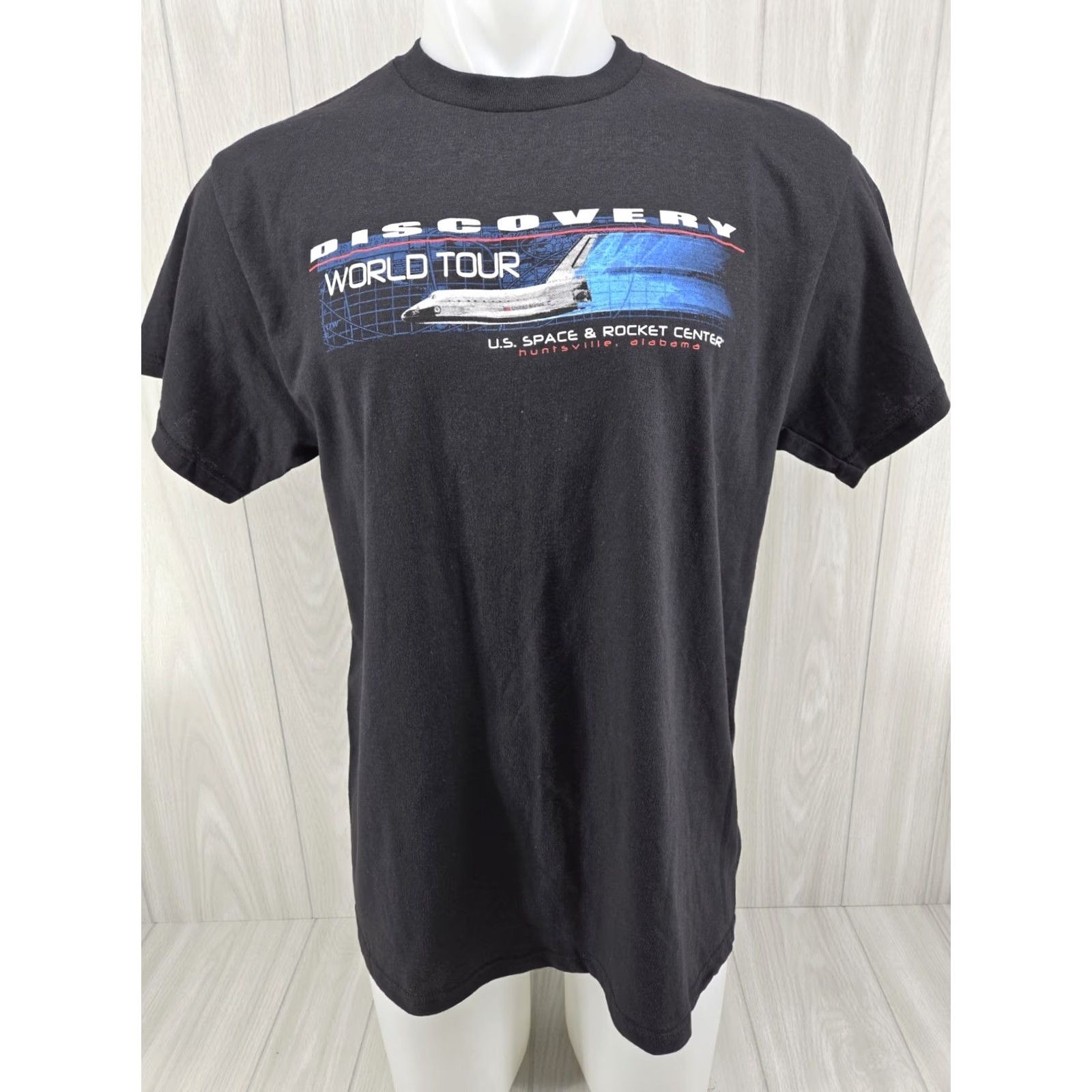 Delta NASA Shirt Discovery World Tour Huntsville Space Center Shuttle Large NWT Delta Shirt Mens Space T-Shirt Vintage Black Crew Neck Short Sleeve NWT L Size US L / EU 52-54 / 3 - 2 Thumbnail