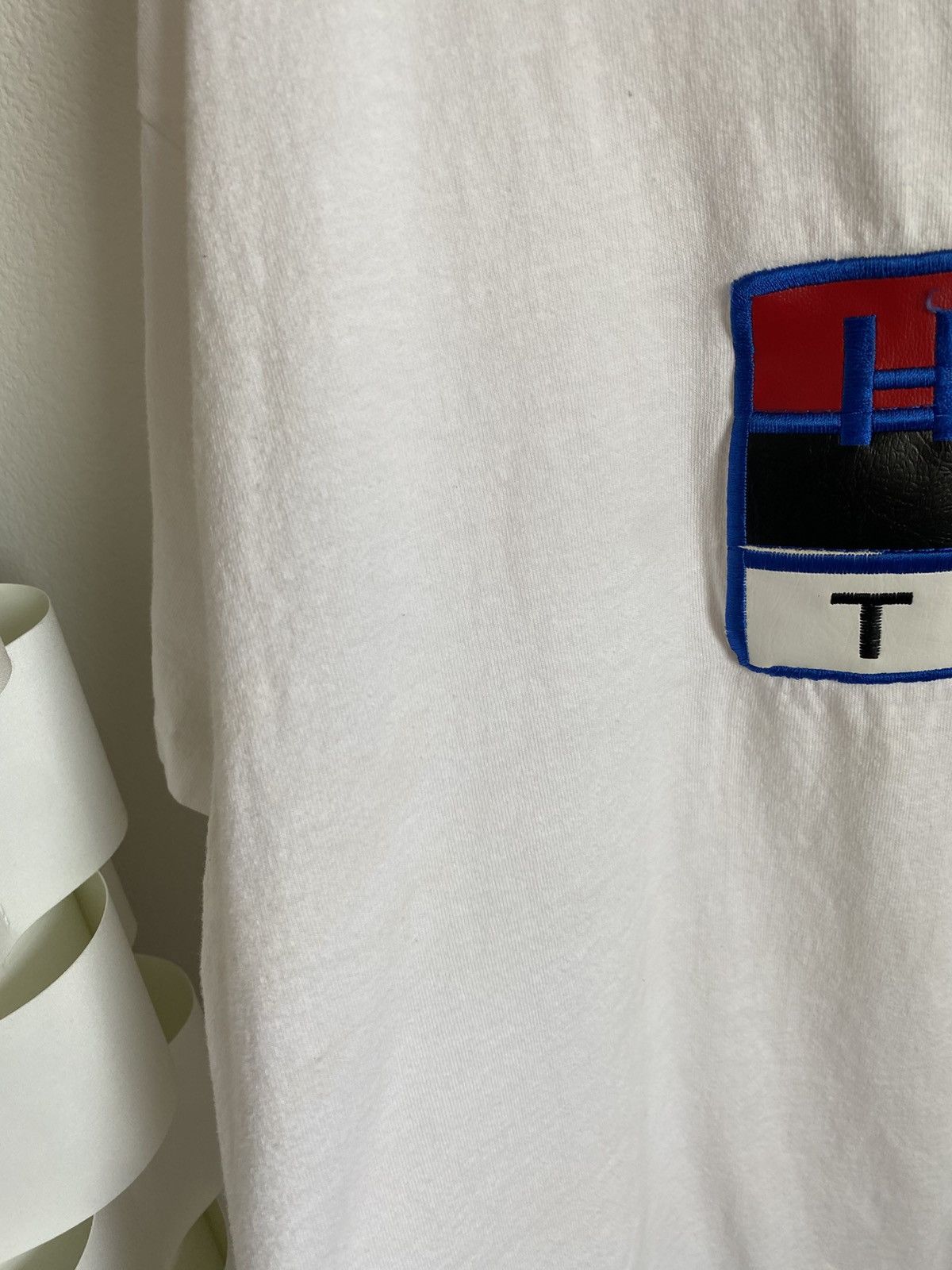 Tommy Hilfiger Vintage 90s Tommy Hilfiger Box Logo Tee Size US XL / EU 56 / 4 - 6 Thumbnail