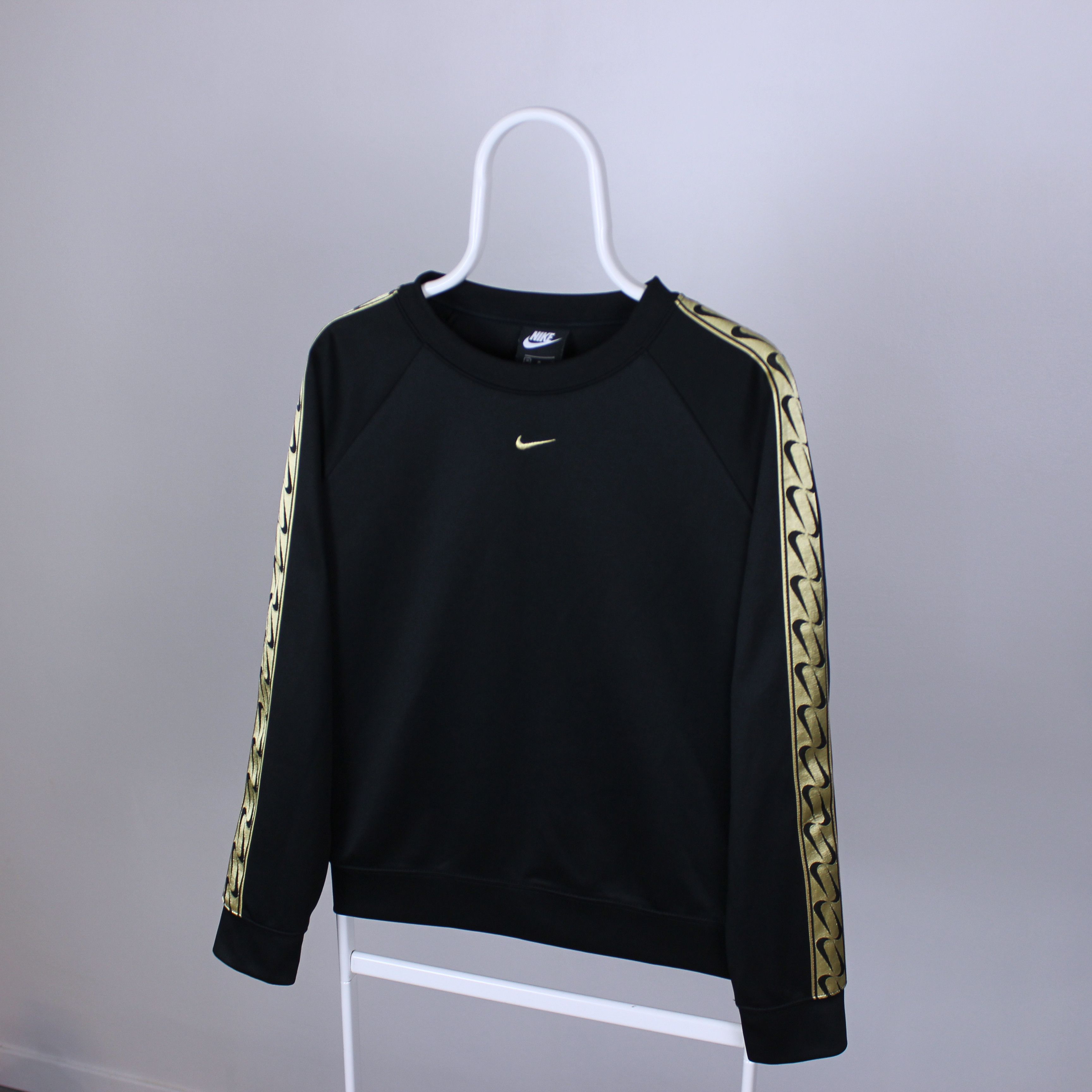 Nike Nike womens logo tape crew M black Size M / US 6-8 / IT 42-44 - 6 Thumbnail