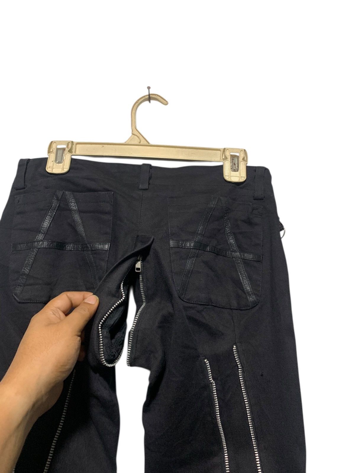 Sex Pot ReVeNGe 2000s TOKYO PUNKER Full zipper bondage denim pants Size US 29 - 6 Thumbnail