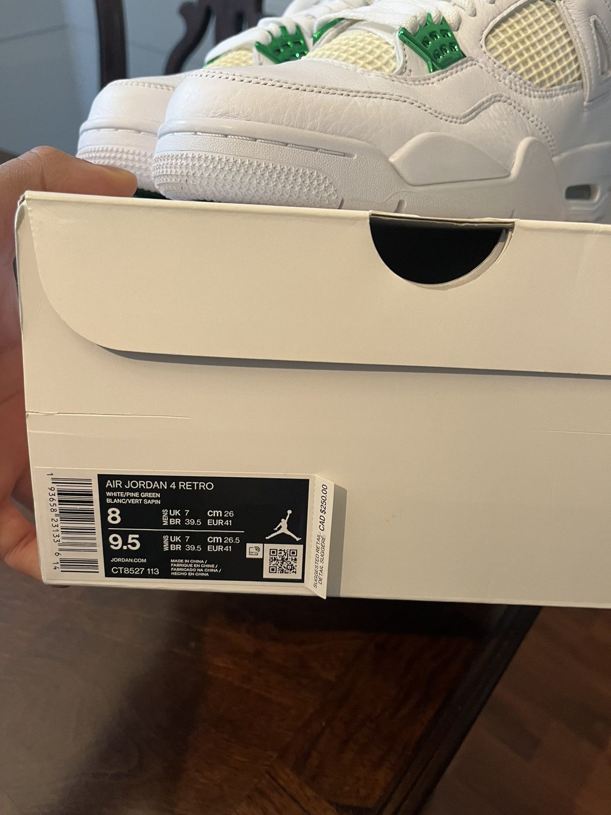 Jordan Brand 2020 Air Jordan 4 Retro 'Green Metallic’🤍💚 Size US 8 / EU 41 - 5 Thumbnail