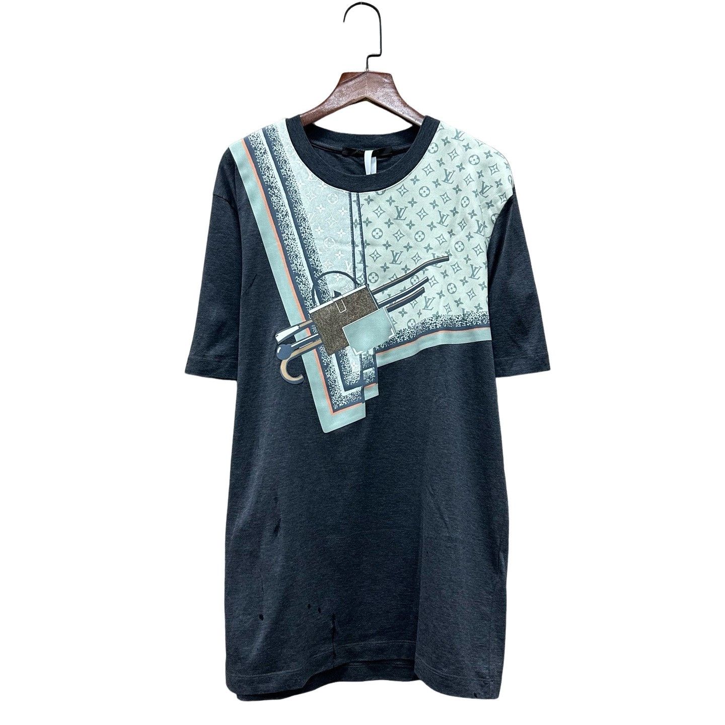 Louis Vuitton Louis Vuitton Monogram T-Shirt Size M Size US M / EU 48-50 / 2 - 1 Thumbnail