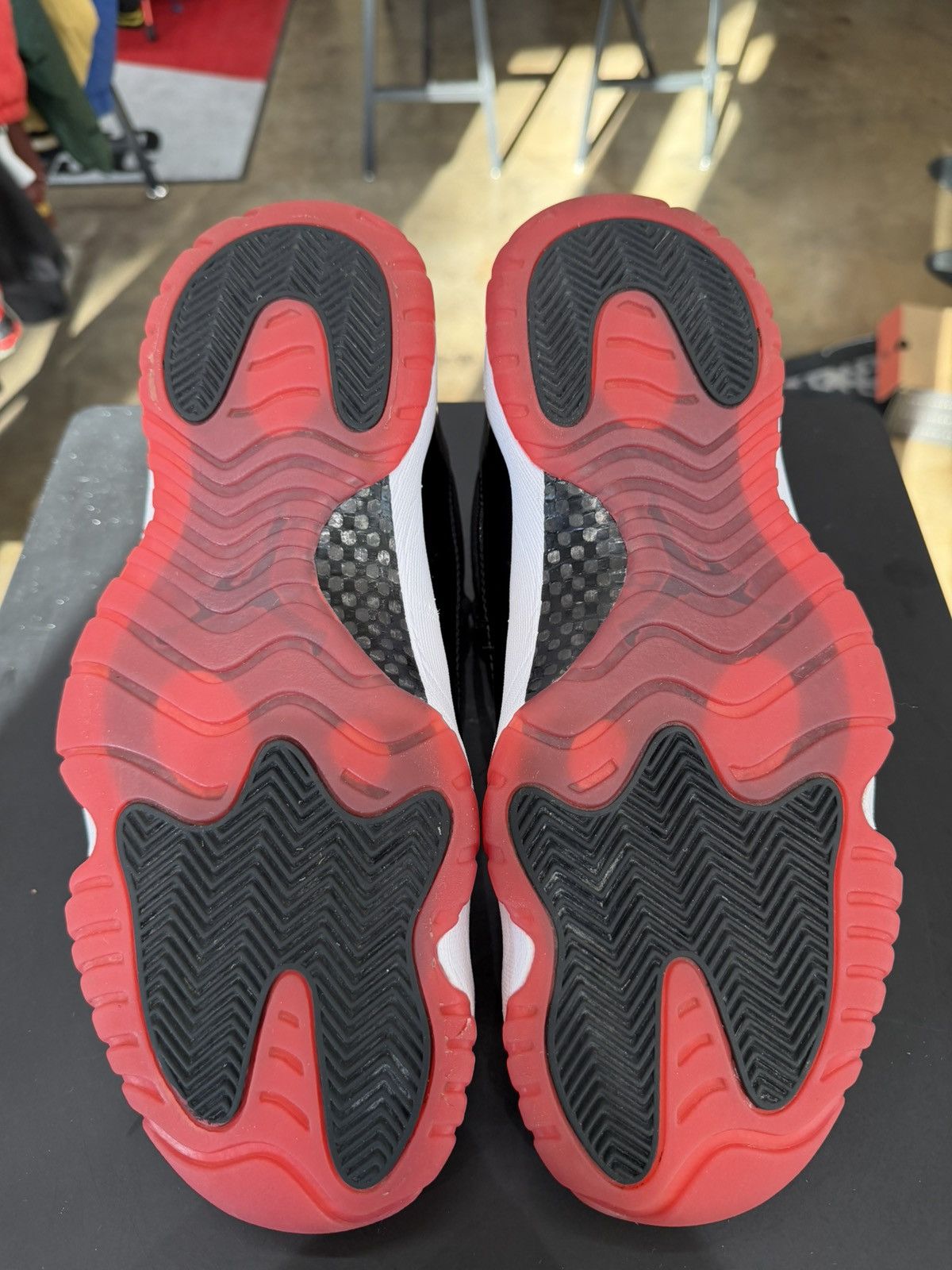 Jordan Brand Air Jordan 11 Low Bred Size 11 (2025) Size US 11 / EU 44 - 9 Thumbnail