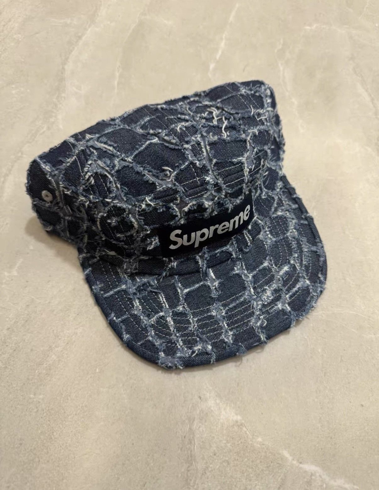 Supreme Supreme Distressed Crocodile Pattern Cotton Baseball Cap J34 Size ONE SIZE - 1 Thumbnail