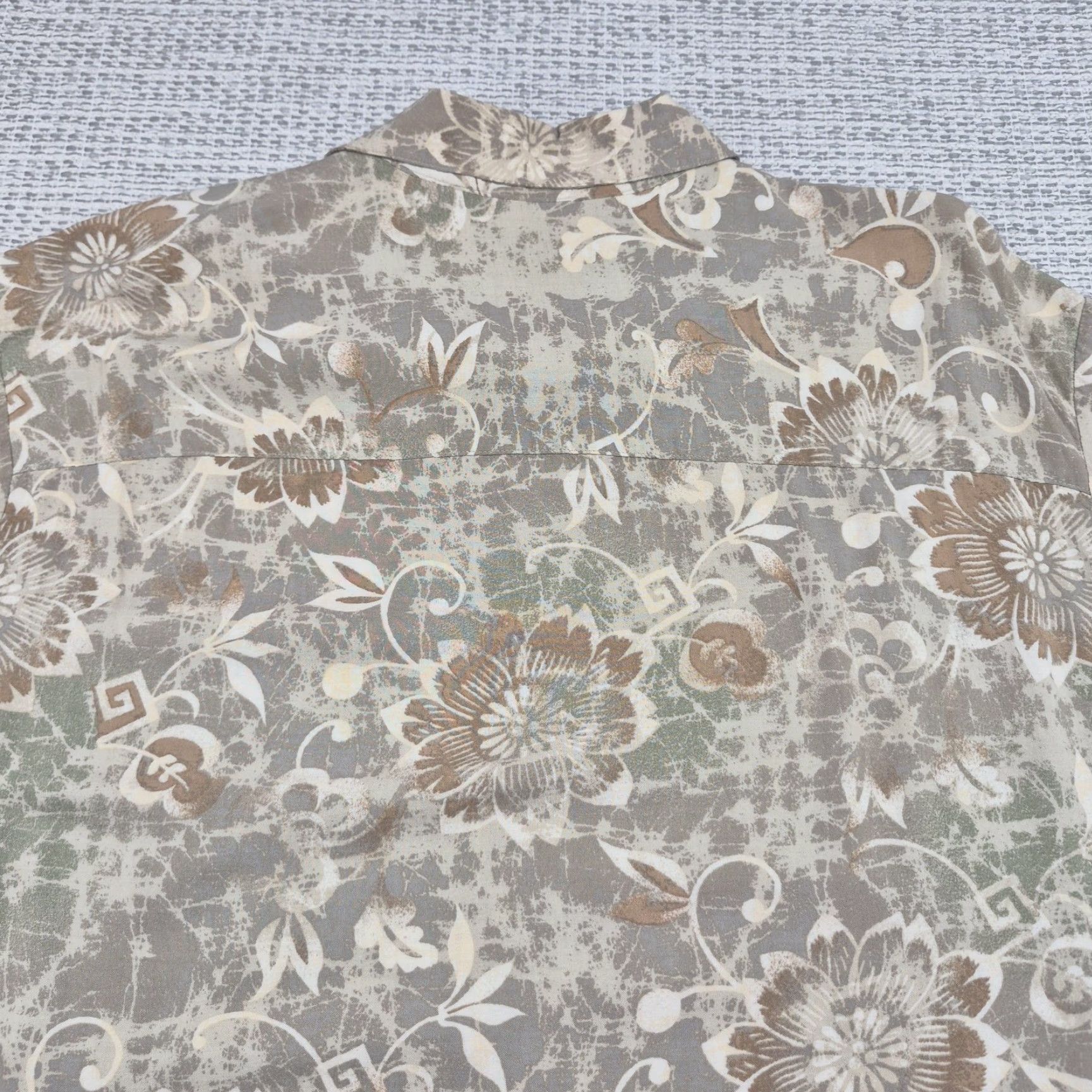 ALOHAS VINTAGE is not applicable; produce title: Natural Issue Button Up Shirt Mens Large Beige Hawaiian Aloha Floral Rayon Shirt Size US L / EU 52-54 / 3 - 7 Thumbnail