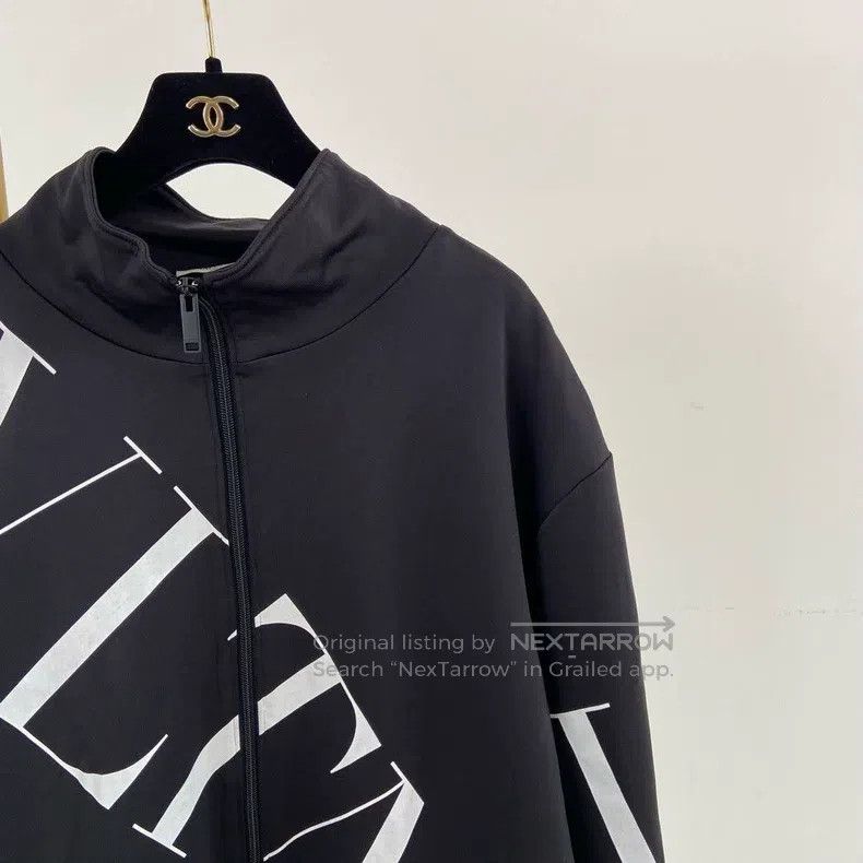Valentino Valentino Letter logo jacket Size M / US 6-8 / IT 42-44 - 3 Thumbnail
