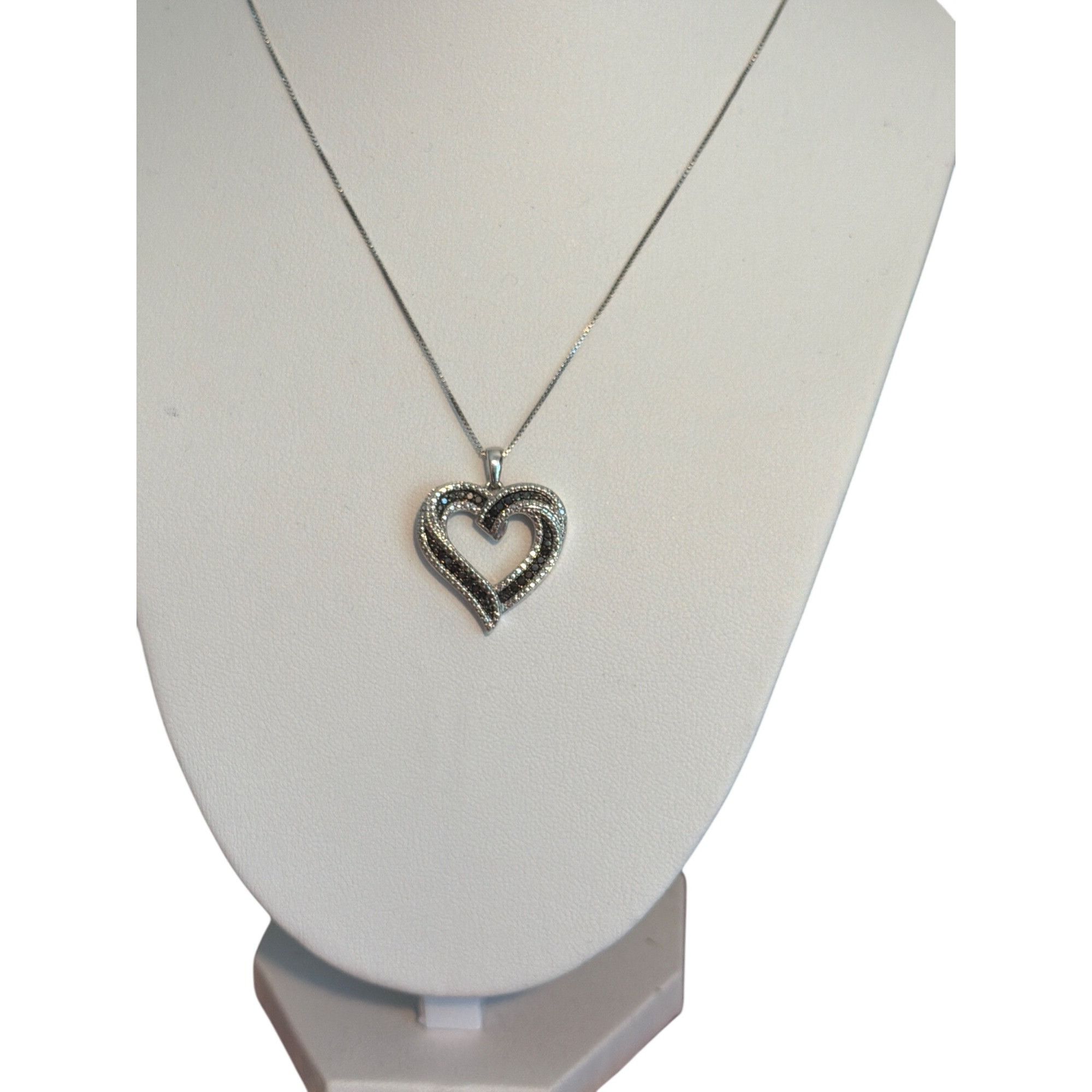 Other Sterling Silver Black Diamond Heart Pendant Necklace Stamped Size ONE SIZE - 1 Thumbnail
