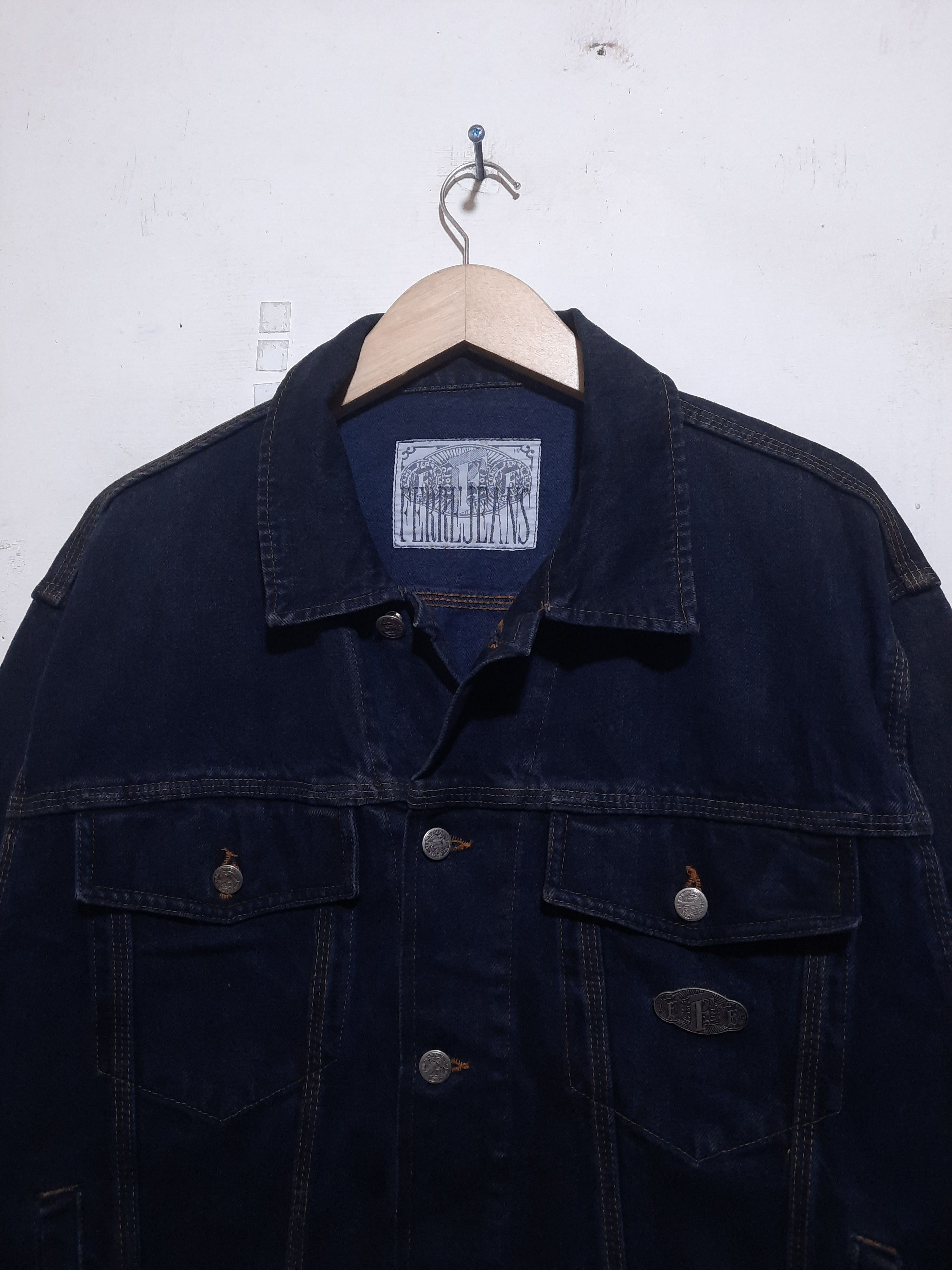 Gianfranco Ferre Vintage Gianfranco Ferre Jeans Indigo Denim Jacket Size US L / EU 52-54 / 3 - 6 Thumbnail