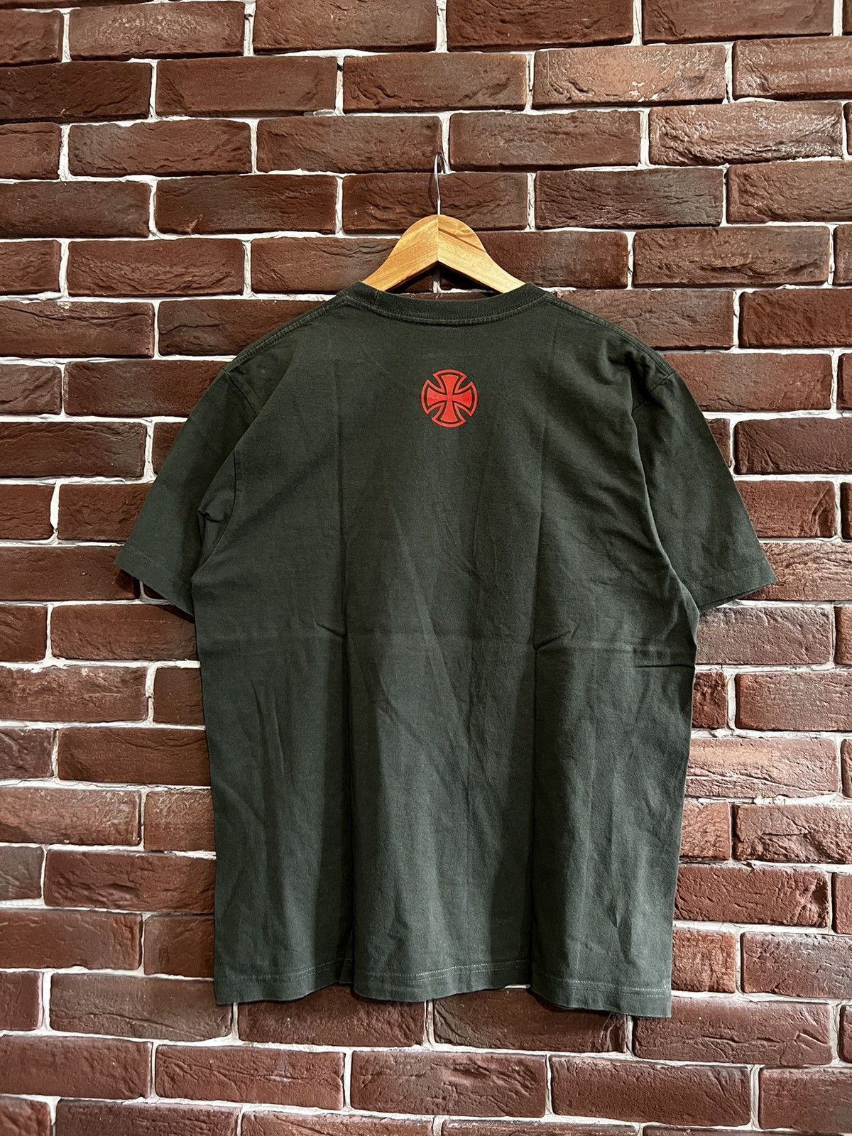Independent Truck Co. Independent Truck Company Vintage Y2k Skate Tshirt Green l Size US L / EU 52-54 / 3 - 2 Thumbnail