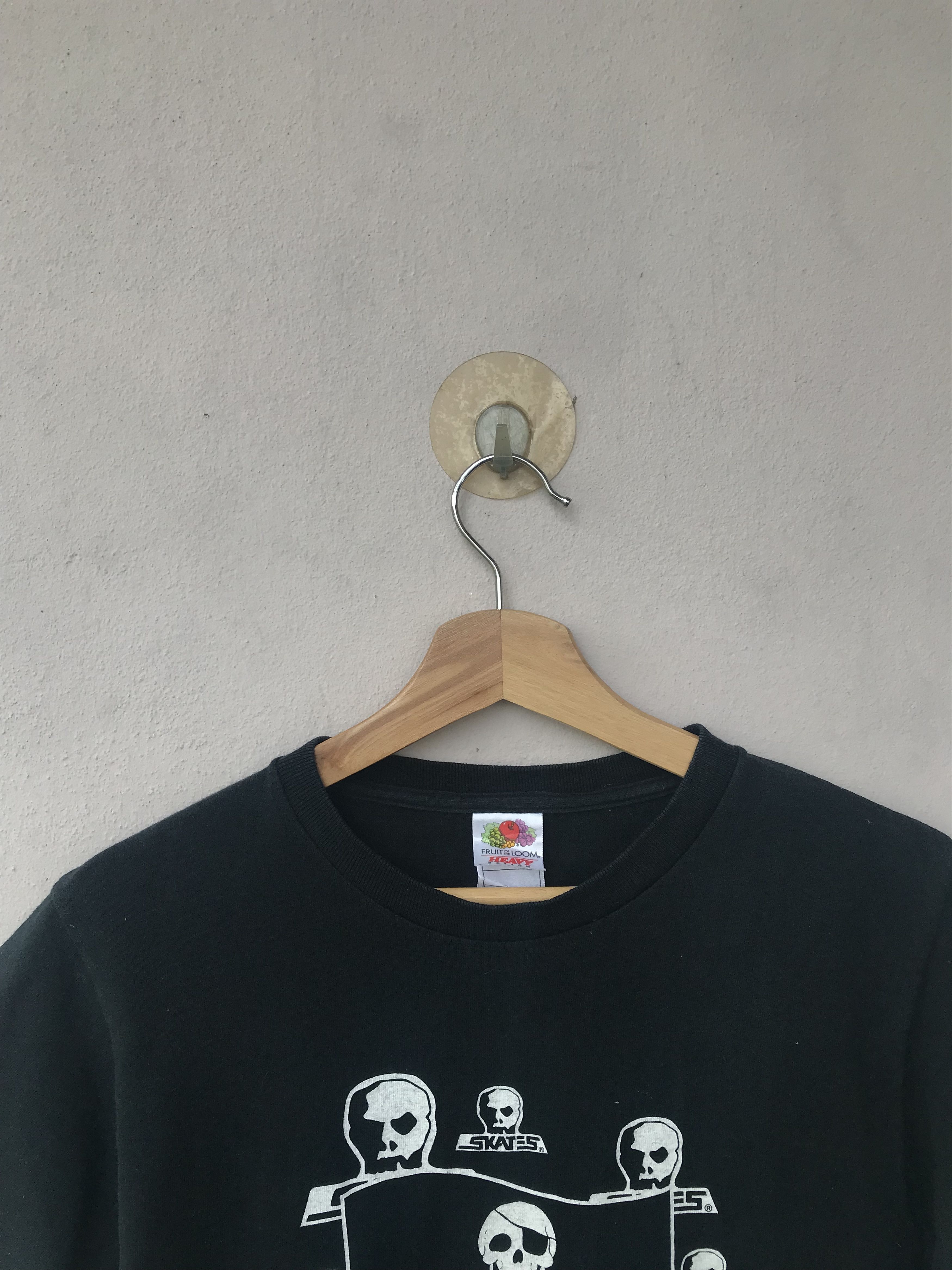 Vintage Vintage Skull Skates Tee pushead Shrasher Size US S / EU 44-46 / 1 - 2 Thumbnail