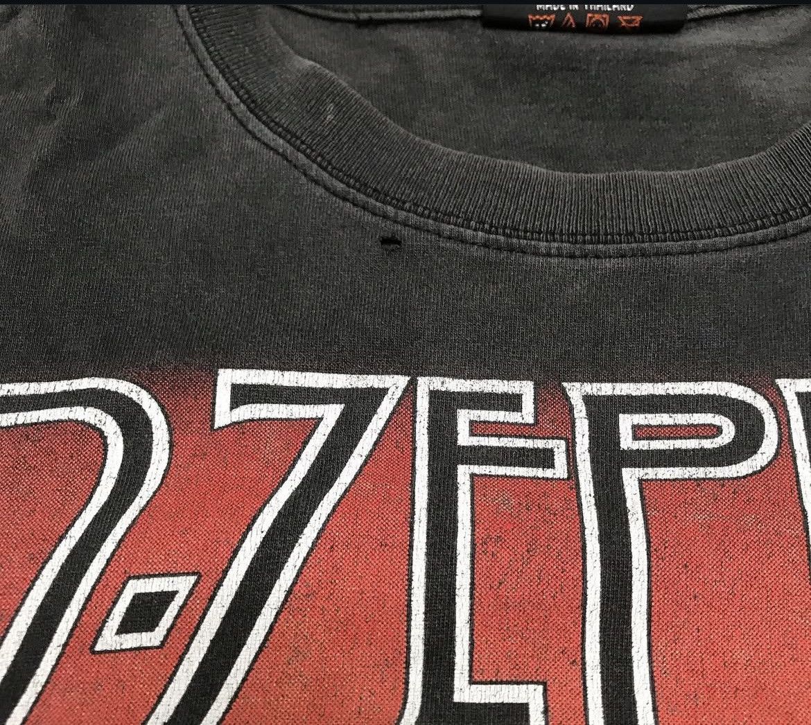 Band Tees Led zeppelin vtg 90’s Size US L / EU 52-54 / 3 - 3 Thumbnail