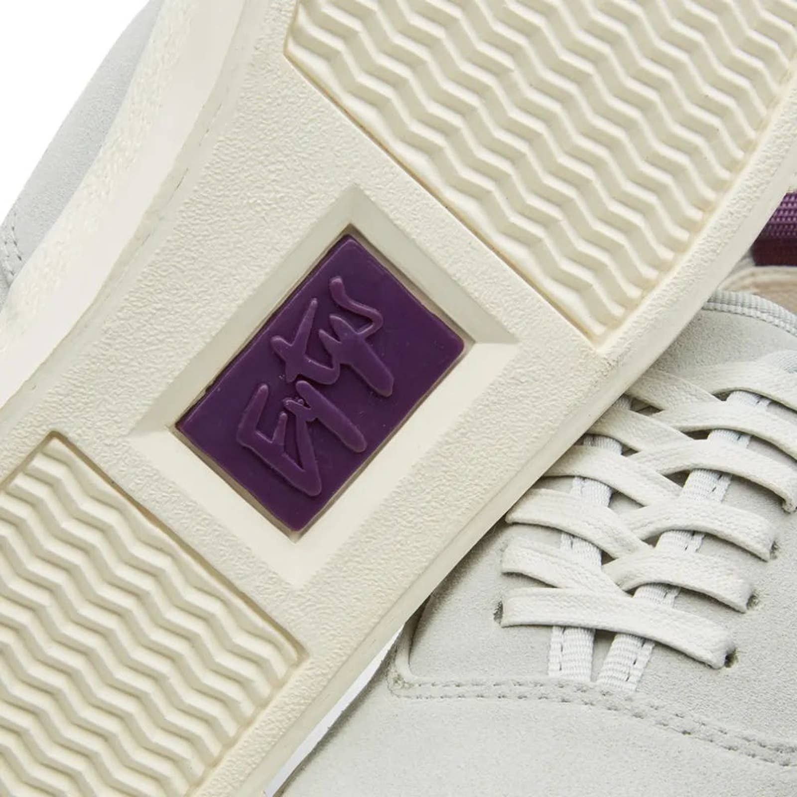 Eytys (80% OFF STORE CLOSURE) Eytys Cloud Suede Sneakers Sz 7 Size US 7 / EU 40 - 4 Thumbnail