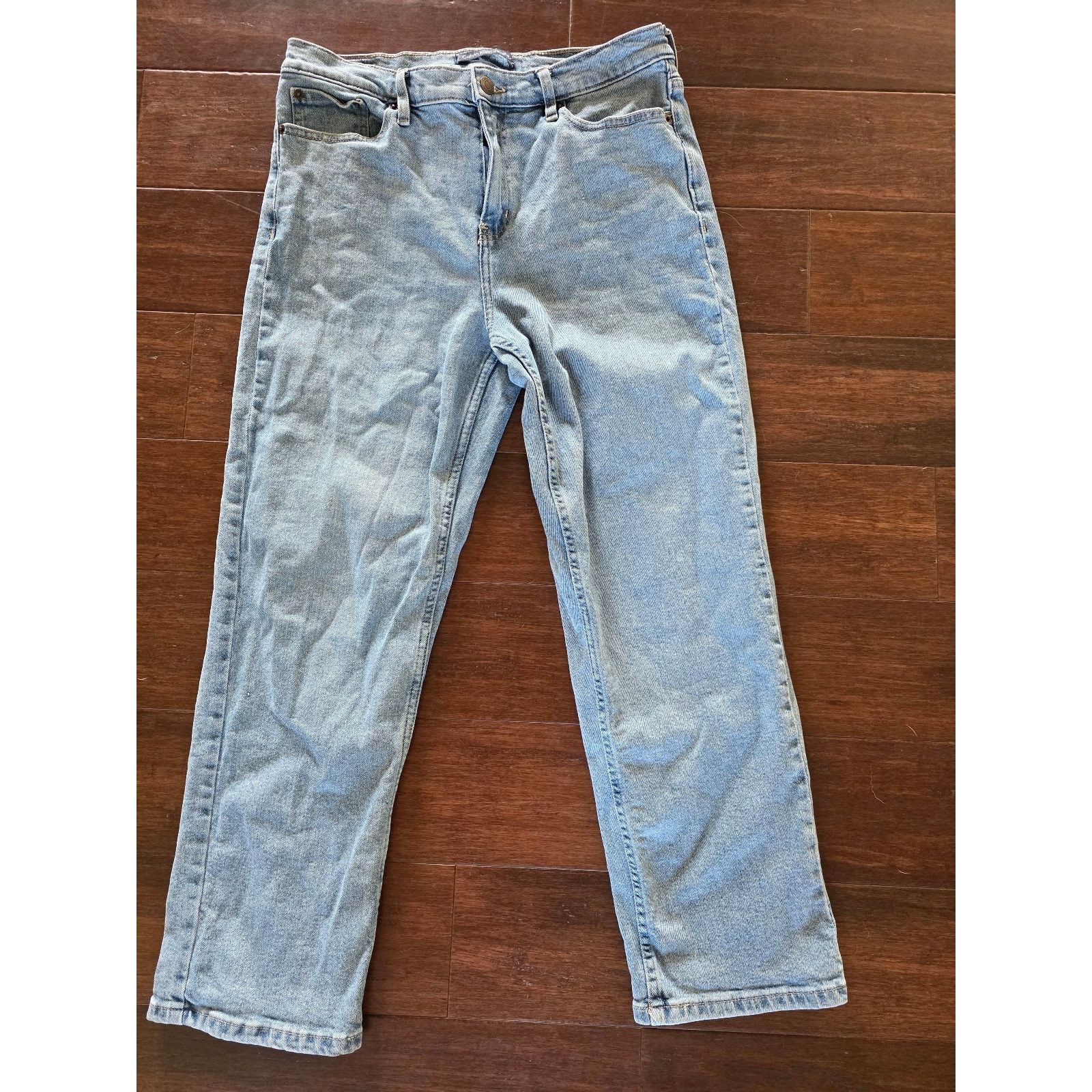 Calvin Klein Calvin Klein Jeans Women's Jeans sz 10 Blue Light Wash Relax Size 32" / US 10 / IT 46 - 1 Thumbnail