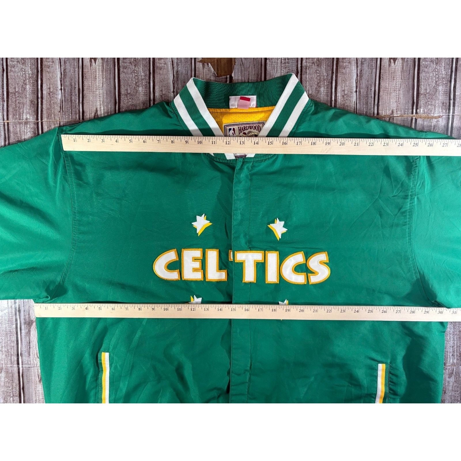 Mitchell & Ness Mitchell & Ness Boston Celtics Varsity Jacket Hardwood Class Size US XXL / EU 58 / 5 - 8 Thumbnail
