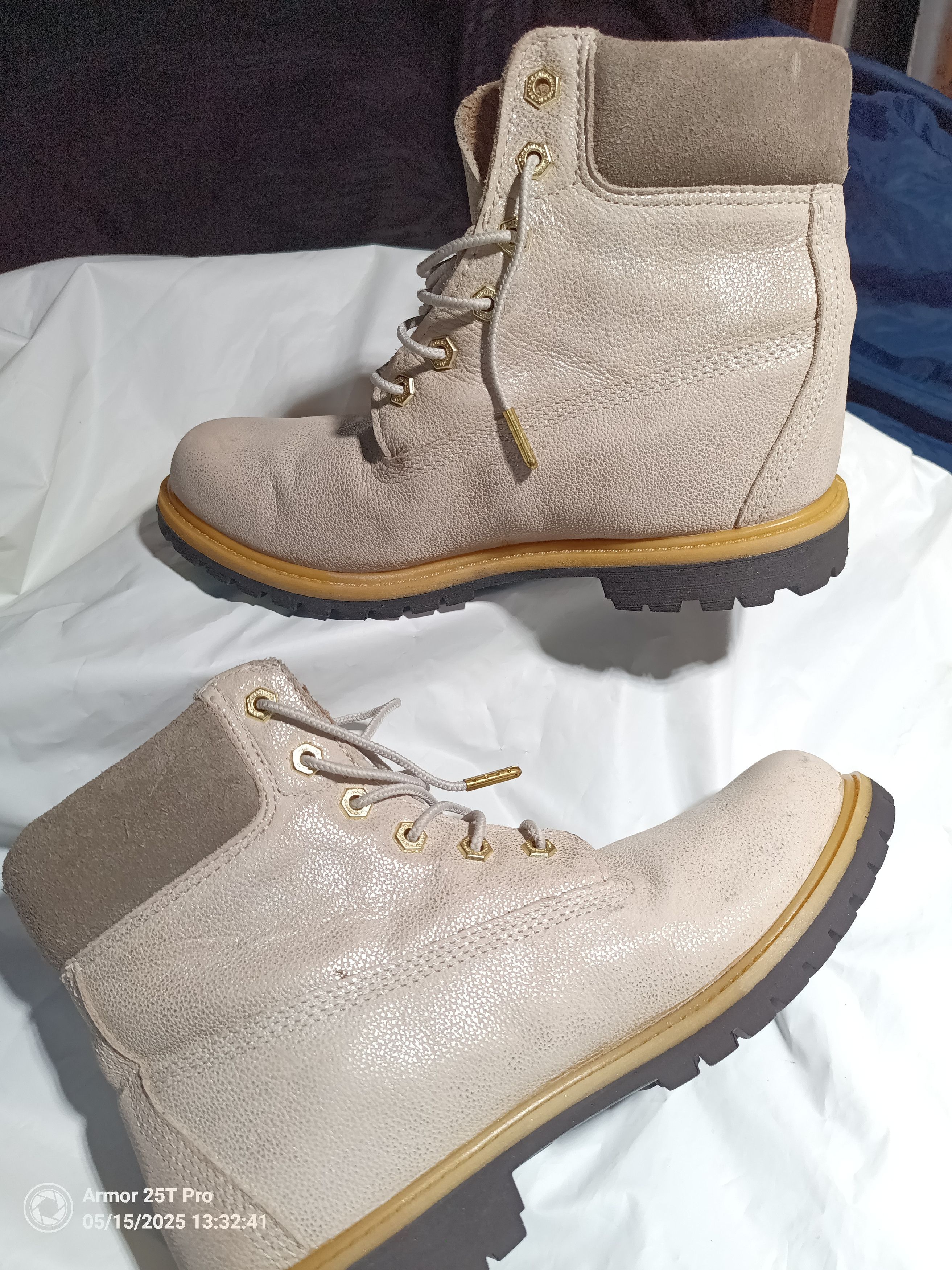 Timberland Timberland Boots Women's size 9 Gold Silver Size US 9 / IT 39 - 3 Thumbnail