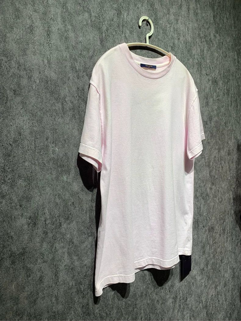 Louis Vuitton Louis Vuitton Pink simple logo short sleeve 2503-Nextarrow Size US S / EU 44-46 / 1 - 3 Thumbnail