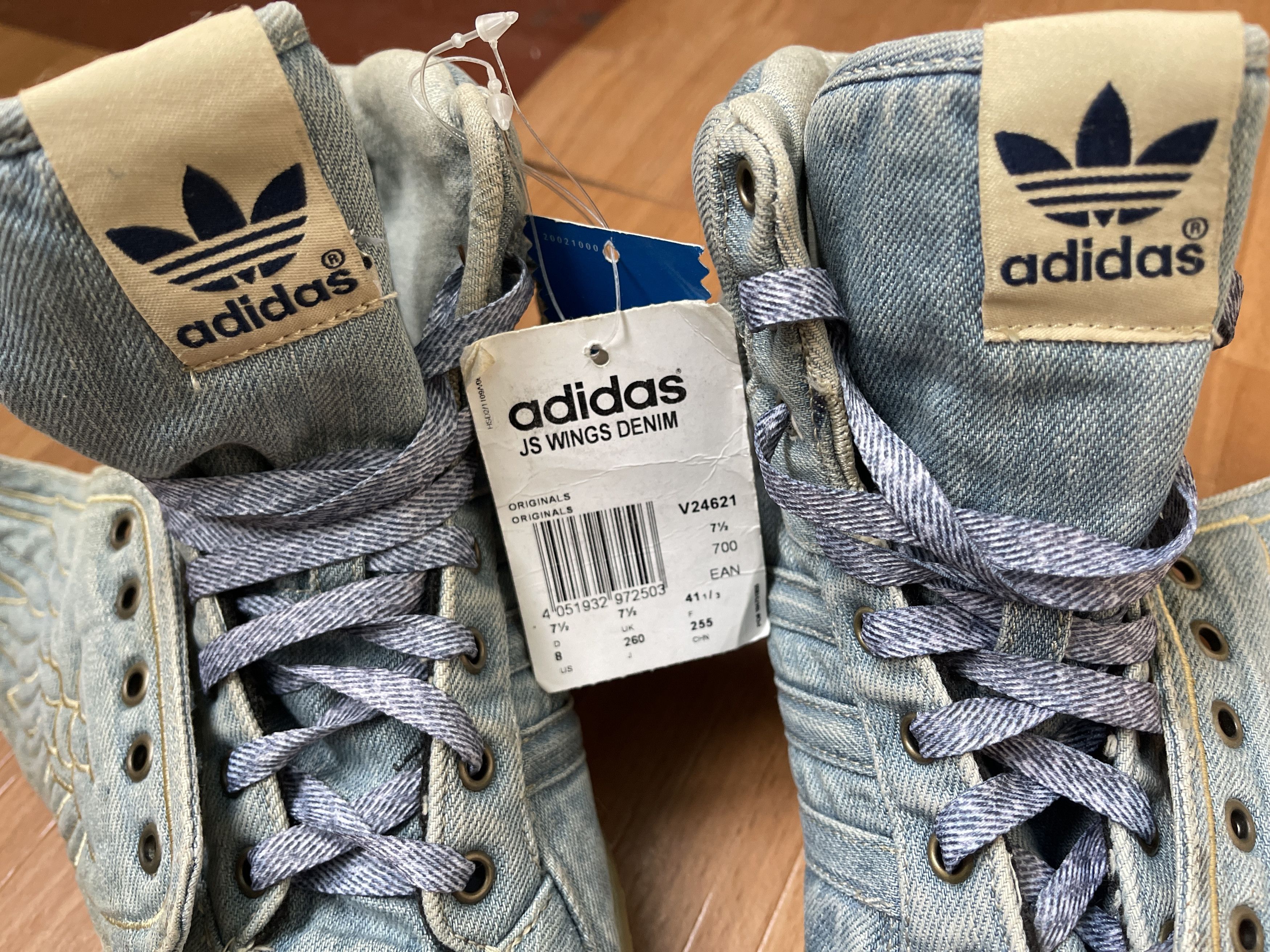 Adidas × Jeremy Scott Adidas Originals sneakers, Jeremy Scott Wings shoes, v24621 Size US 8 / EU 41 - 11 Thumbnail