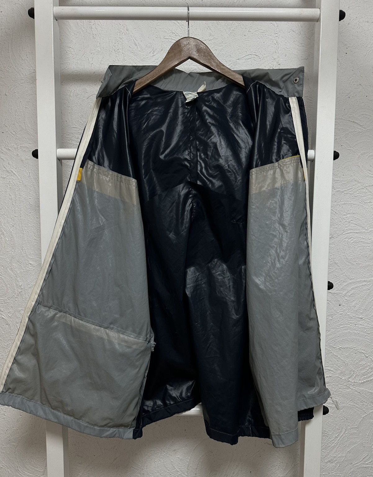 Adidas Vintage 1980s Adidas Windbreaker Jacket Size L Rare Size US L / EU 52-54 / 3 - 6 Thumbnail