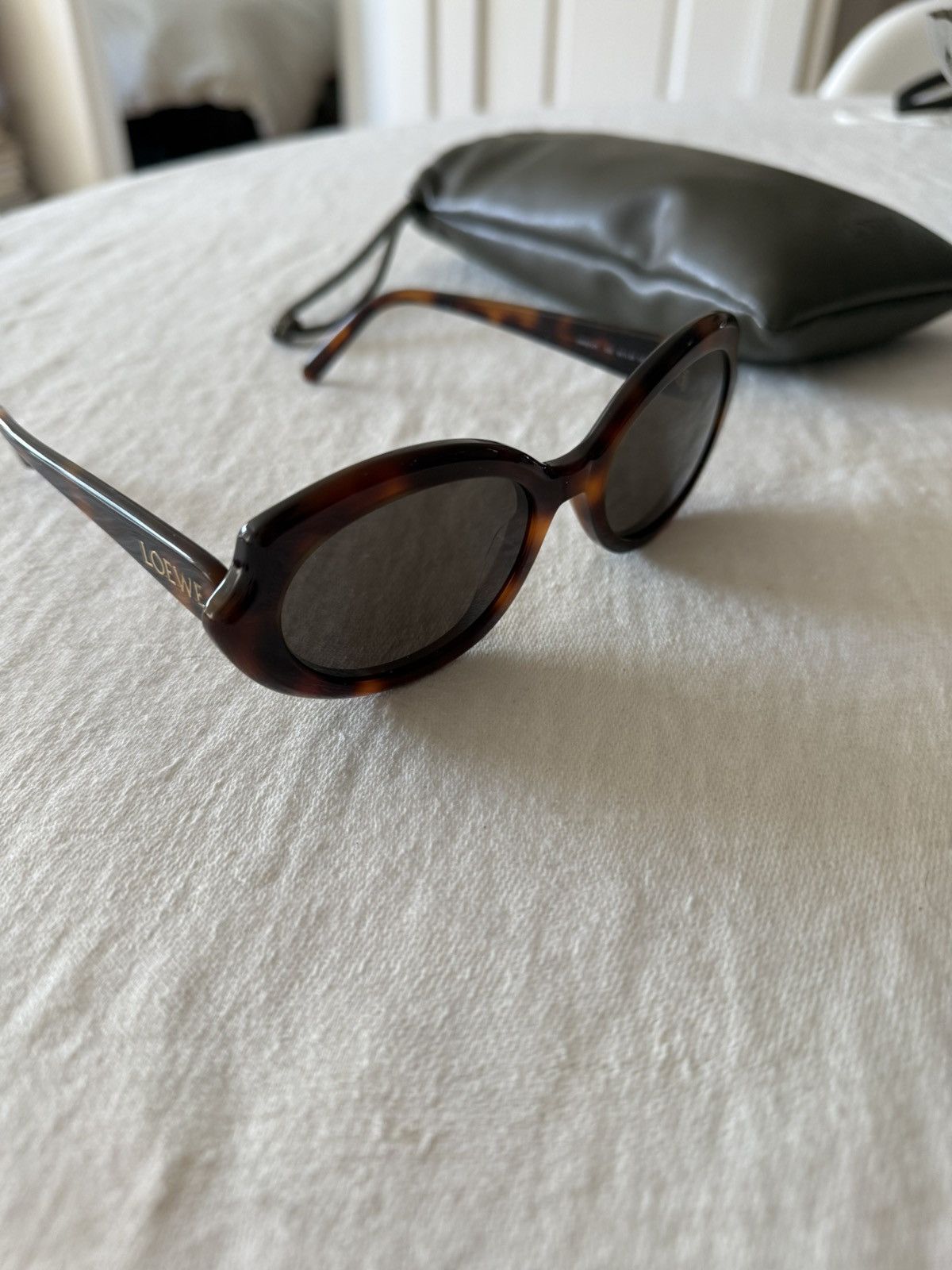 Loewe Loewe Oval Turtle sunglasses Size ONE SIZE - 4 Thumbnail