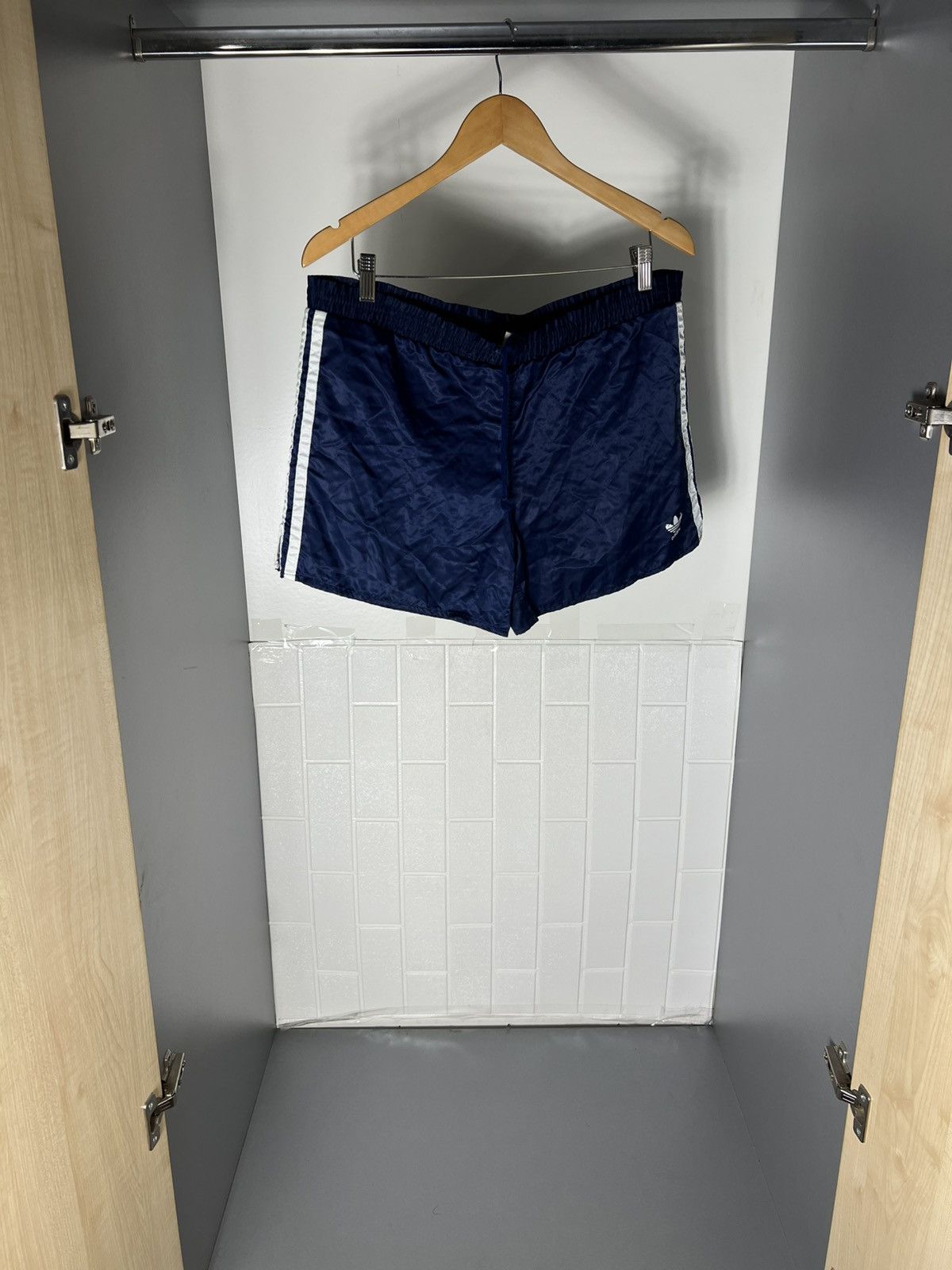Adidas VINTAGE ADIDAS ORIGINAL EQUIPMENT RETRO SOCCER SHORTS 90s Size US S / EU 44-46 / 1 - 3 Thumbnail