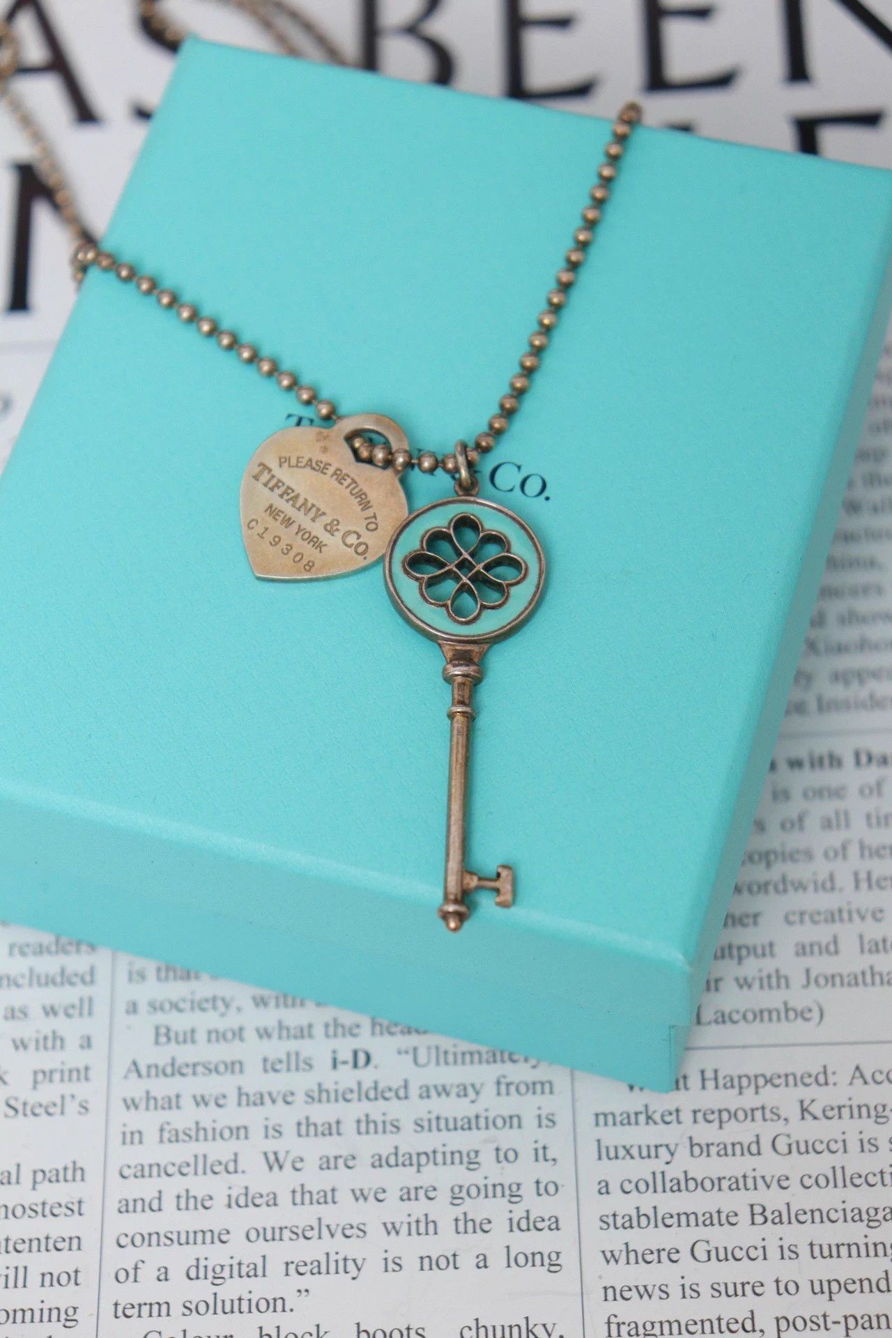 Tiffany & Co. Tiffany Heart Key Necklace 5.3/2x2.5/85.5 Size ONE SIZE - 3 Thumbnail