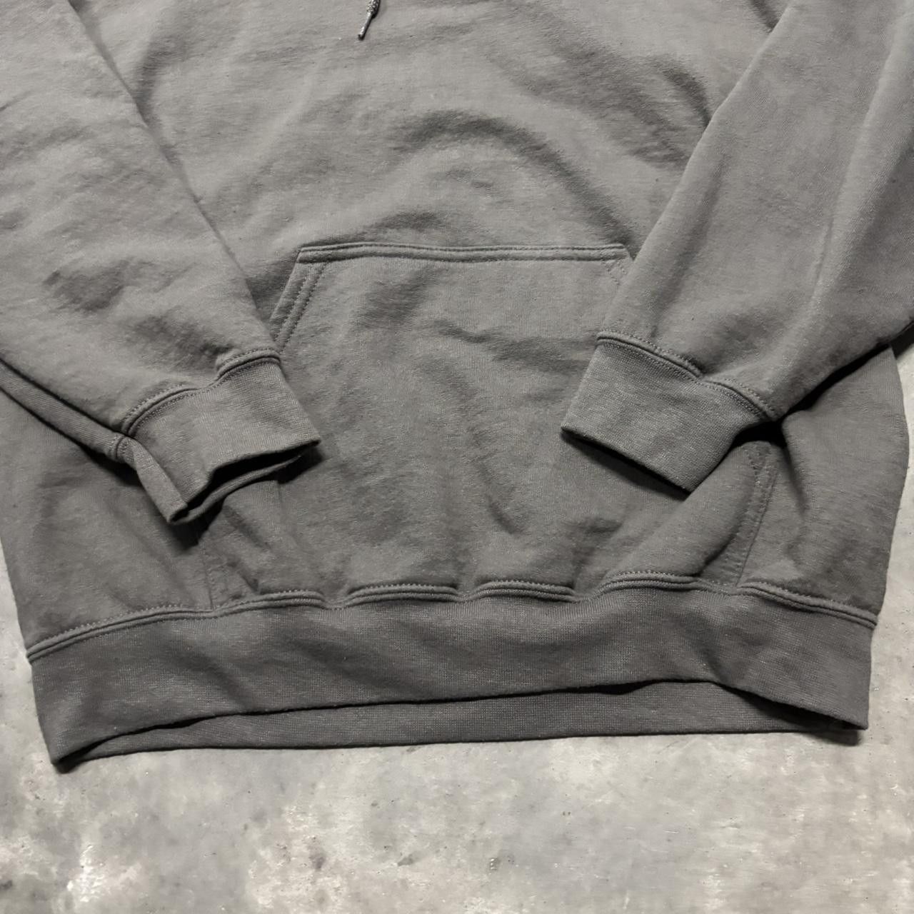 Japanese Brand × Vintage Crazy Vintage Y2K/2000s Grey Blank Russell Style Essential Hoodie! Size US M / EU 48-50 / 2 - 5 Thumbnail