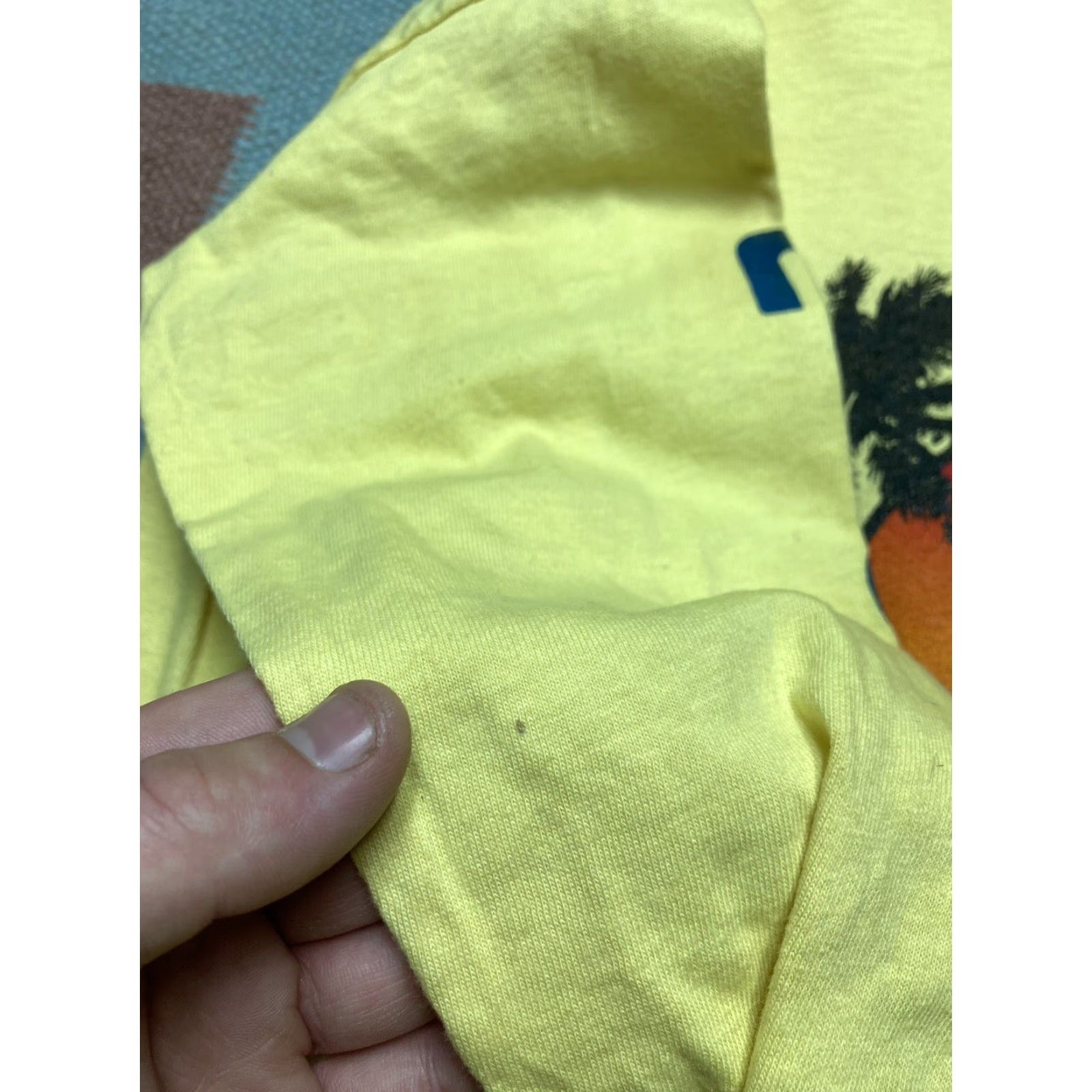 Doublet VINTAGE Michigan Vintage 1970’s surf graphic double sided shirt hoodie cotton NOS College House Small S Yellow Men T-Shirt Size US S / EU 44-46 / 1 - 4 Thumbnail