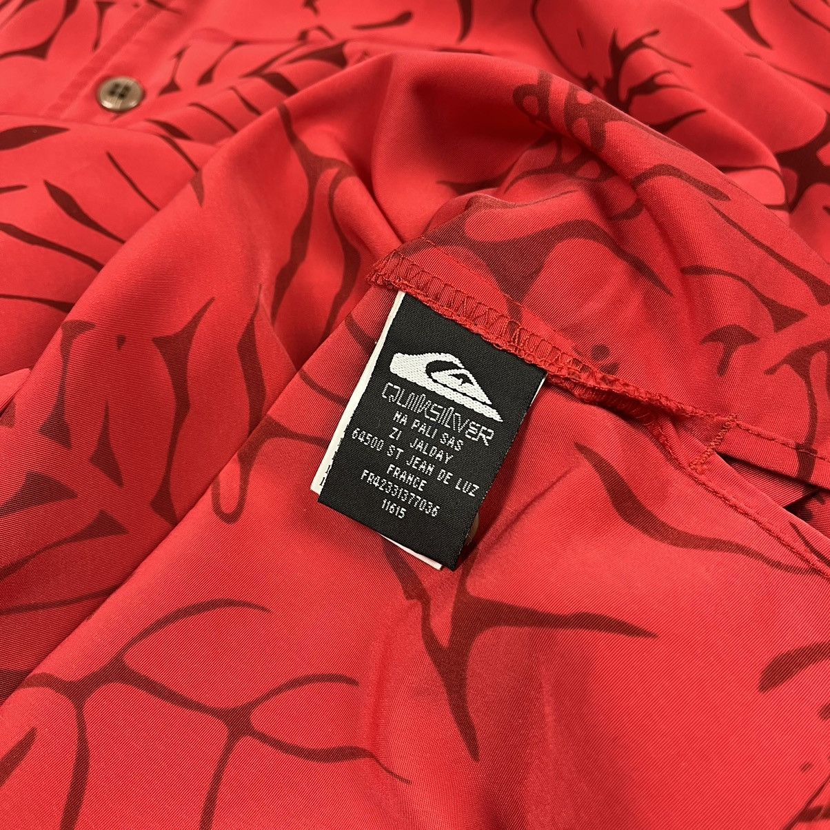 Quiksilver Vintage Quiksilver Yin-Yang y2k Hawaii Crazy shirt 90’s Size US M / EU 48-50 / 2 - 6 Thumbnail