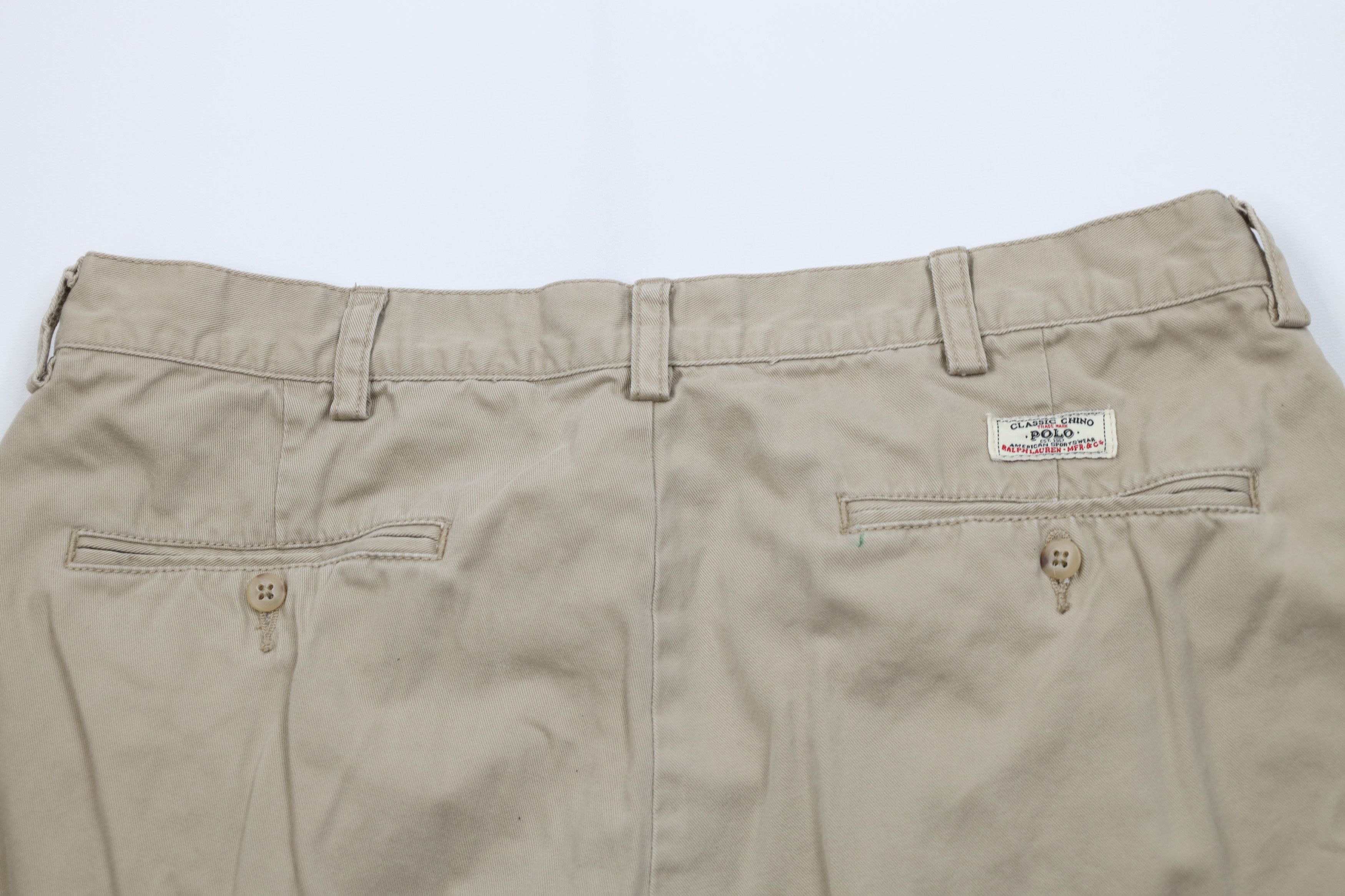 Ralph Lauren Vintage 90s Ralph Lauren Above Knee Chino Shorts Beige Size US 36 / EU 52 - 8 Thumbnail