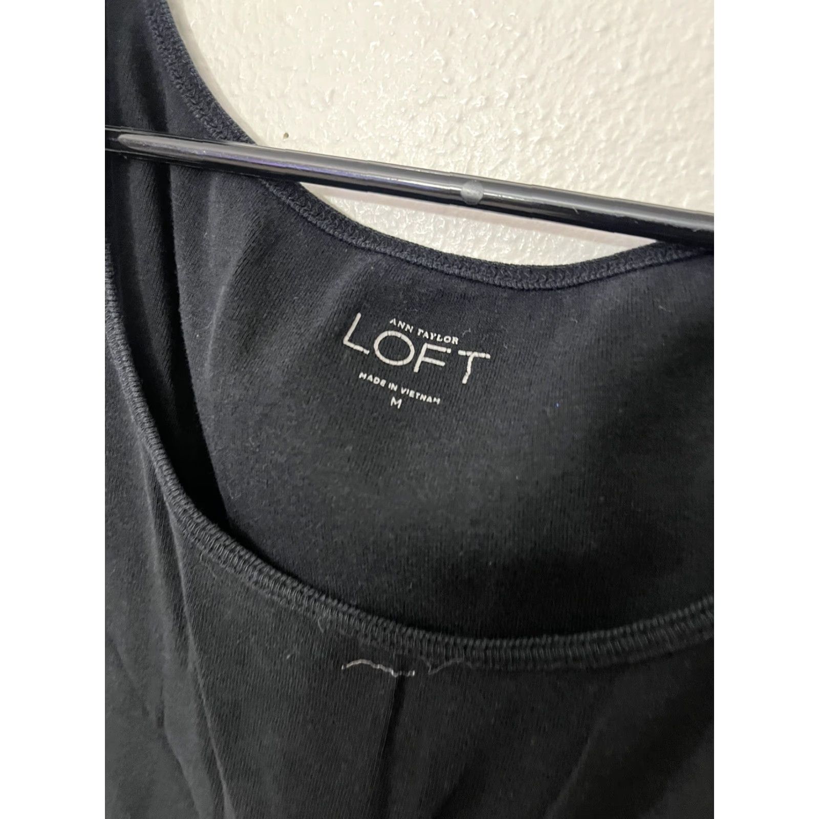 Loft VINTAGE Loft Tank Top Womens Medium Black Casual Knit Blouse Lightweight Ruffle Strappy Sleeve Classic Size M / US 6-8 / IT 42-44 - 3 Thumbnail
