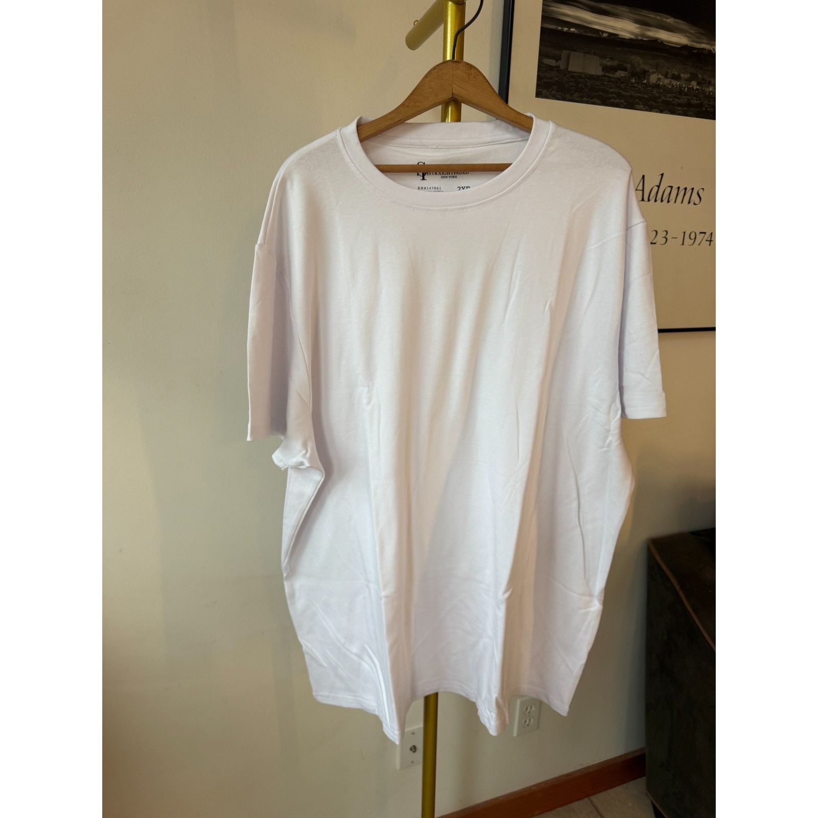 The Unbranded Brand straight forward new york Mens 2XB White T Shirt NWT Big Ta Size US XXL / EU 58 / 5 - 2 Thumbnail