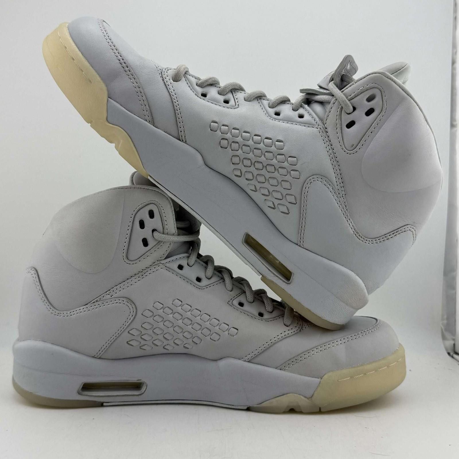 Jordan Brand Jordan 5 Pure Platinum US 9 Used No Box 881432-003 Size US 9 / EU 42 - 7 Thumbnail