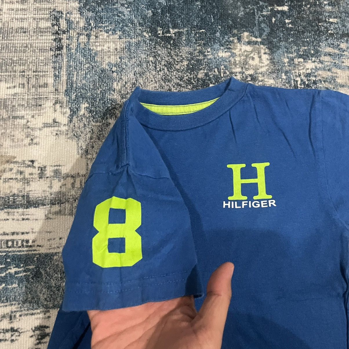 Tommy Hilfiger Tommy Hilfiger boys' short sleeve t-shirt neon green logo Size US XXS / EU 40 - 3 Thumbnail