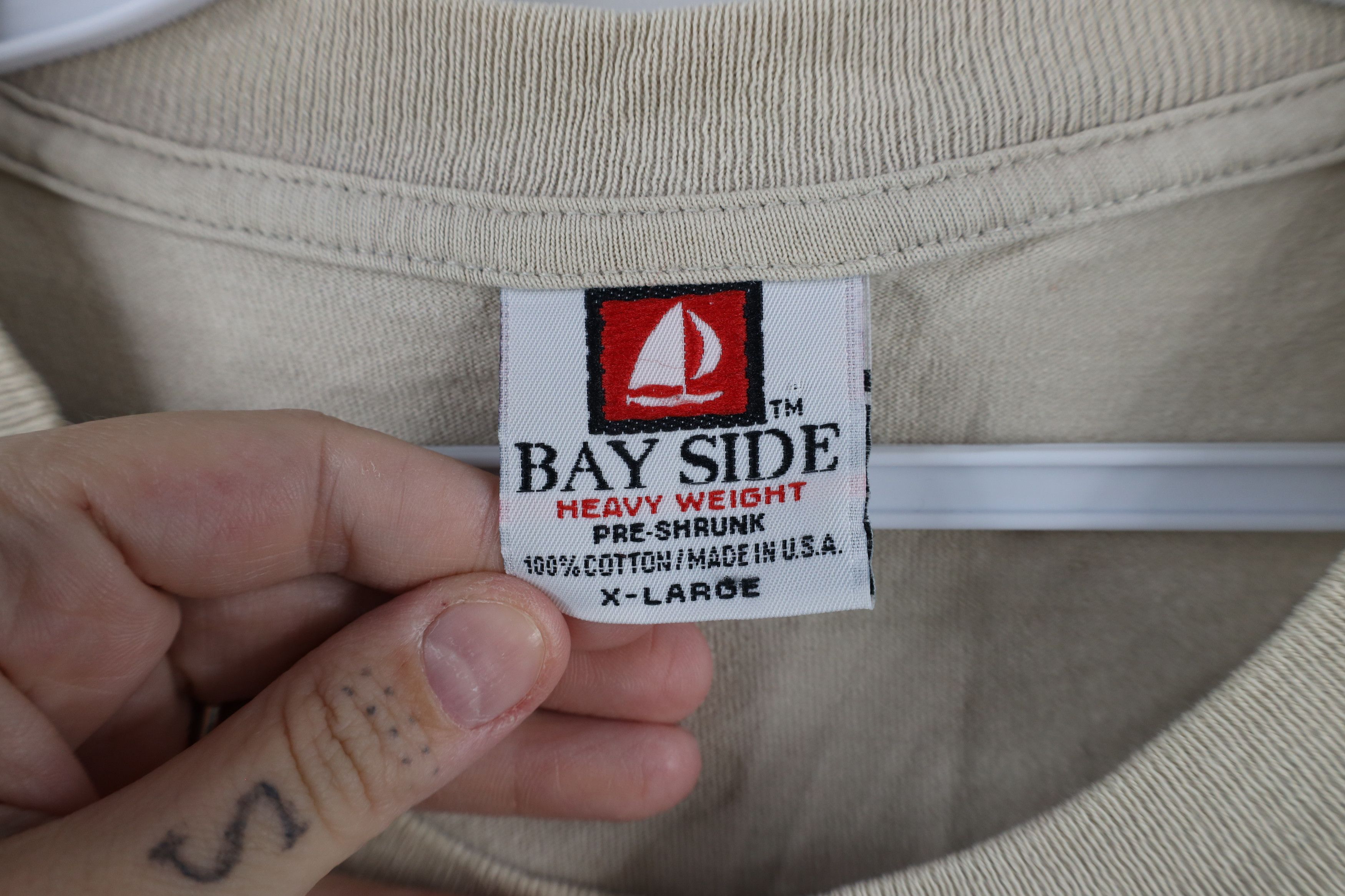 Vintage Vintage 90s Streetwear Out Pittsburgh T-Shirt Beige USA Size US XL / EU 56 / 4 - 11 Thumbnail