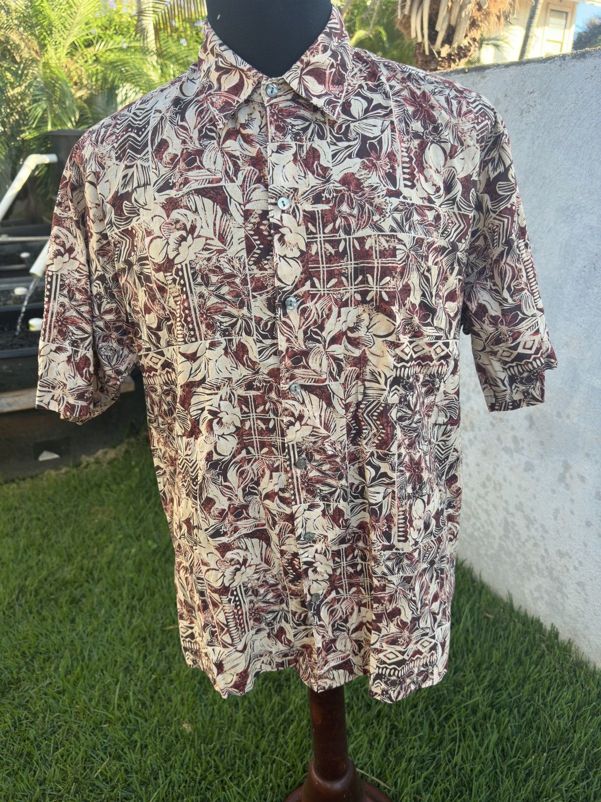 Tori Richard PreOwned Tori Richard Hawaiian Print Beige/Red Men's M Size US M / EU 48-50 / 2 - 1 Thumbnail
