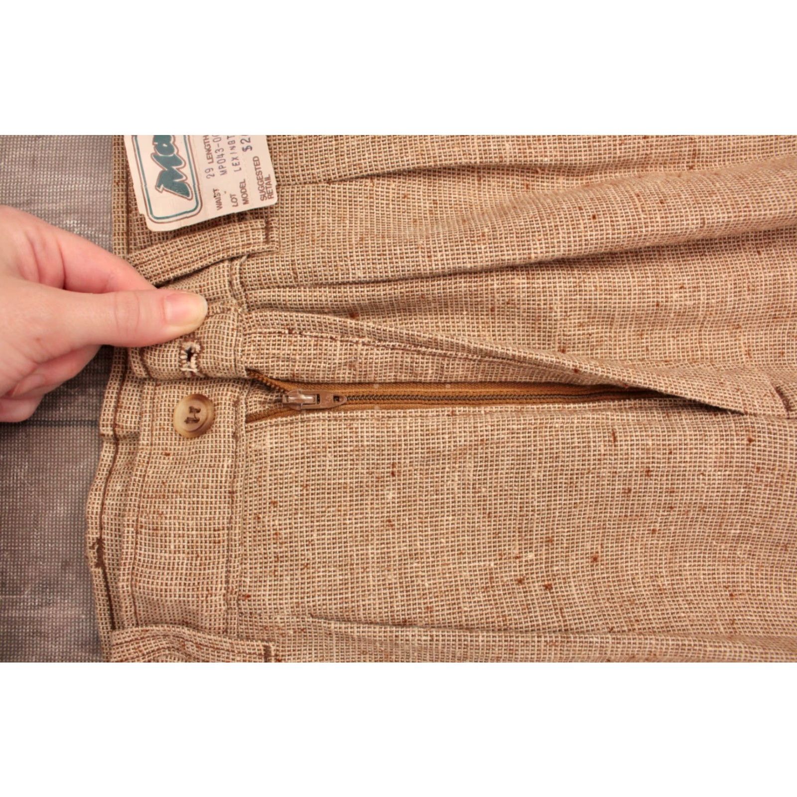 Vintage VINTAGE Men's VTG 1970s NOS Beige Tweed Wide Leg Pants 27x33.5 70s Disco Mens Beige Tweed Pants 27x33.5 1970s Disco NOS Size US 27 - 7 Thumbnail