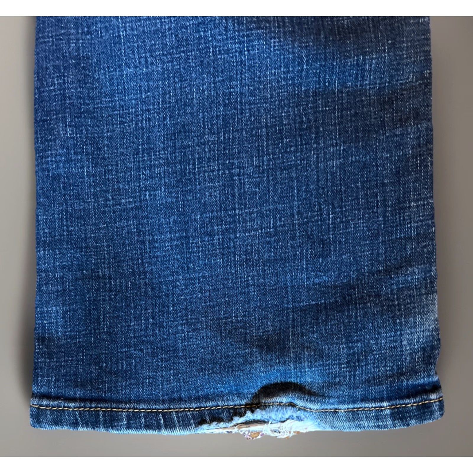 Levi's Levi's Jeans Classic Bootcut Womens 12 Medium Blue Denim Stretch Cotton Blend Pants Regular 31.5in Inseam Belt Loops Zipper Size 34" / US 12 / IT 48 - 7 Thumbnail
