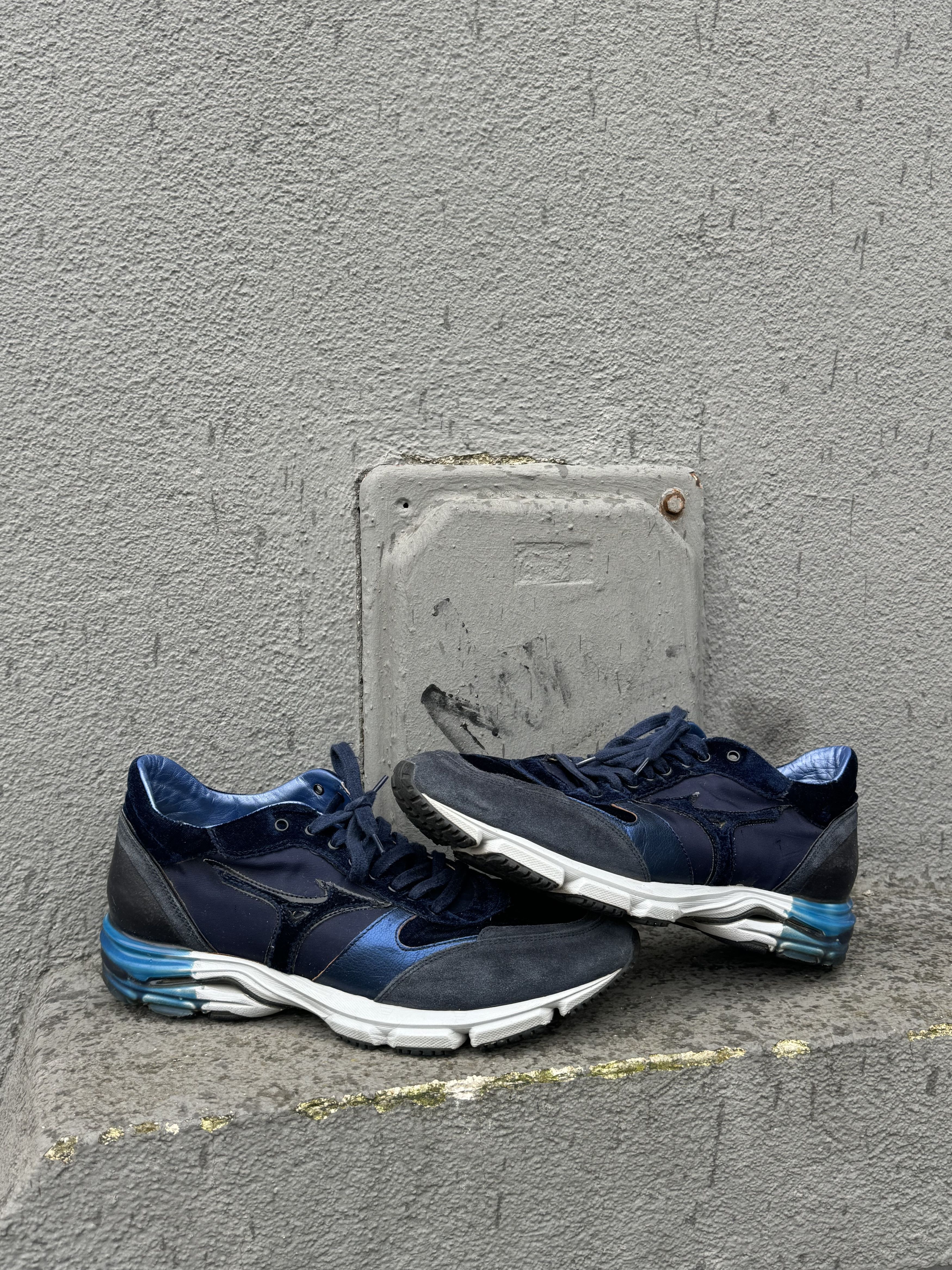 Japanese Brand × Mizuno Mizuno Wave Sirius Velour Purple Navy US 11.5 Size US 11.5 / EU 44-45 - 1 Thumbnail